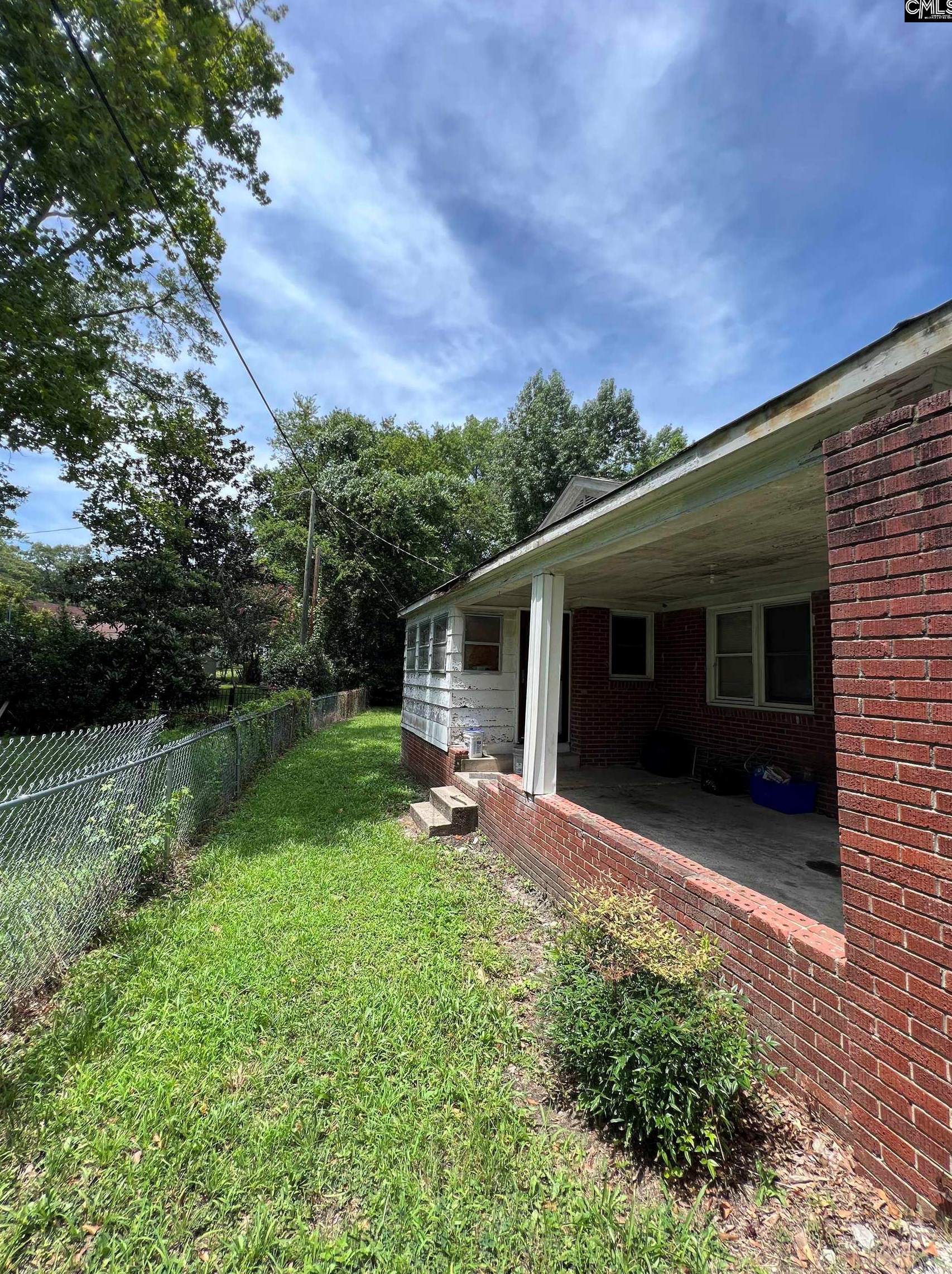 5313 Randall Ave, Columbia SC 29203-5314 exterior