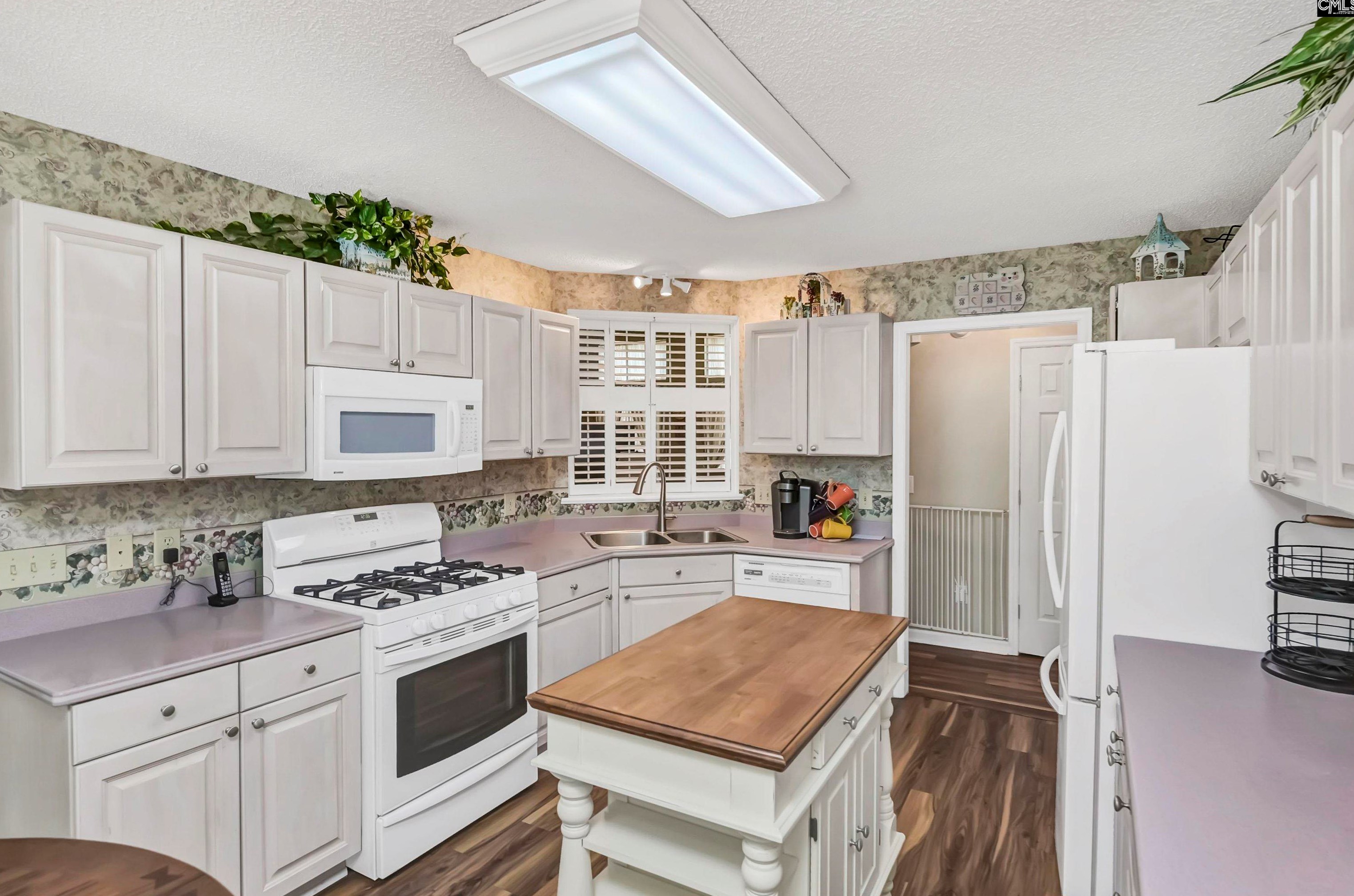 111 Majestic Dr, Columbia SC exterior