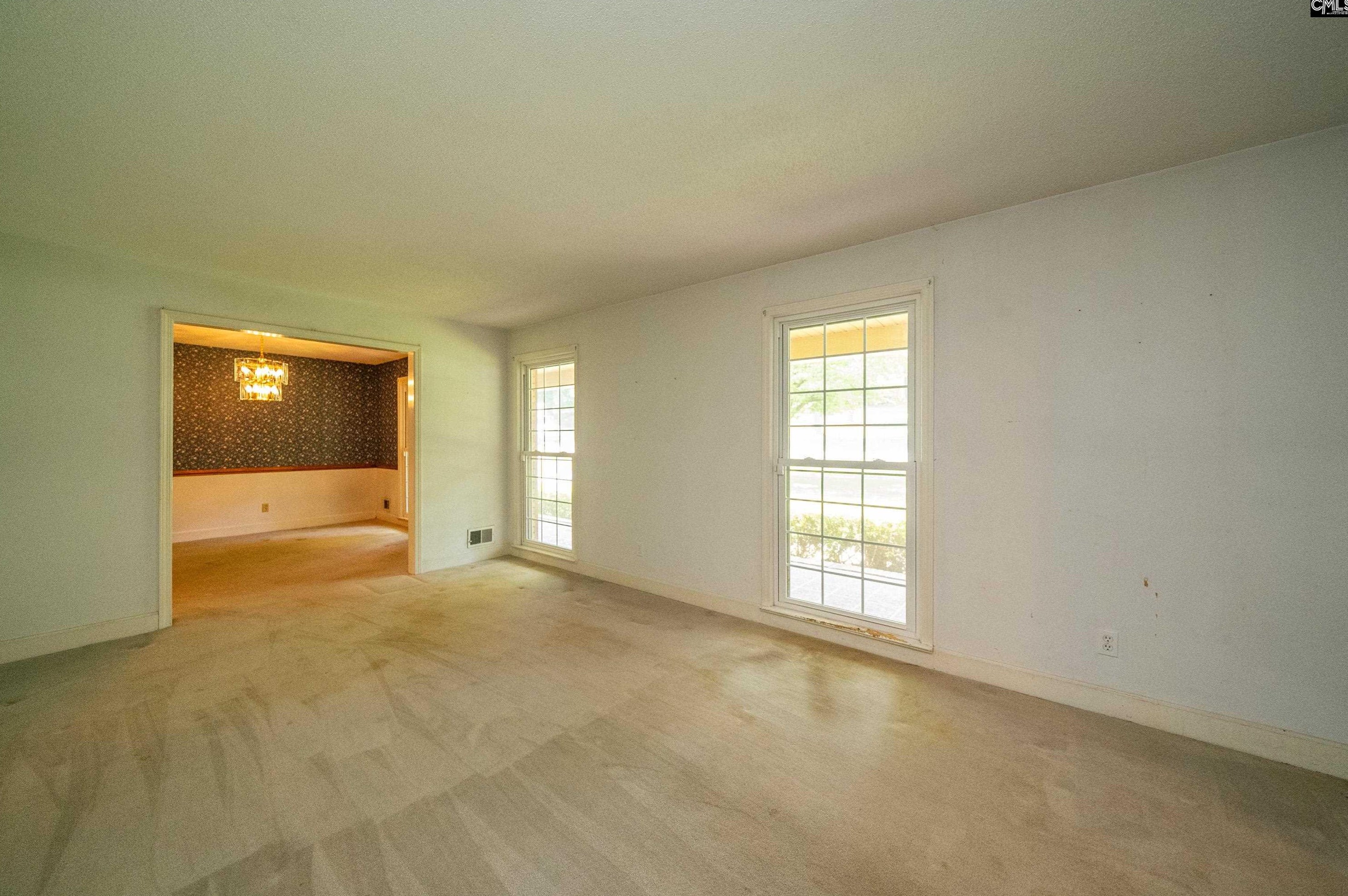 348 Lewisham Rd, Columbia SC 29210-3711 exterior