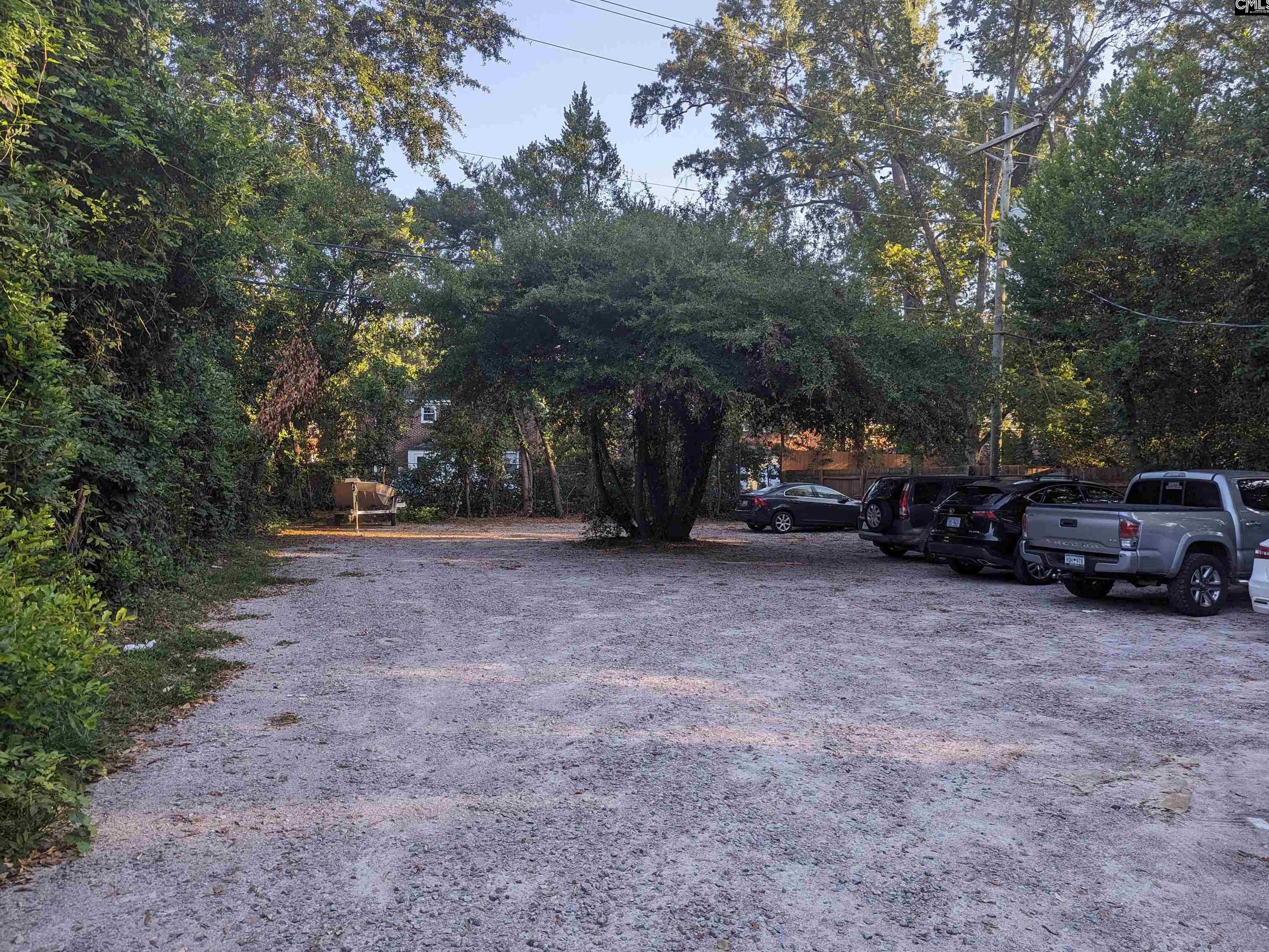 1617 Heyward St, Columbia SC 29205-3211 exterior