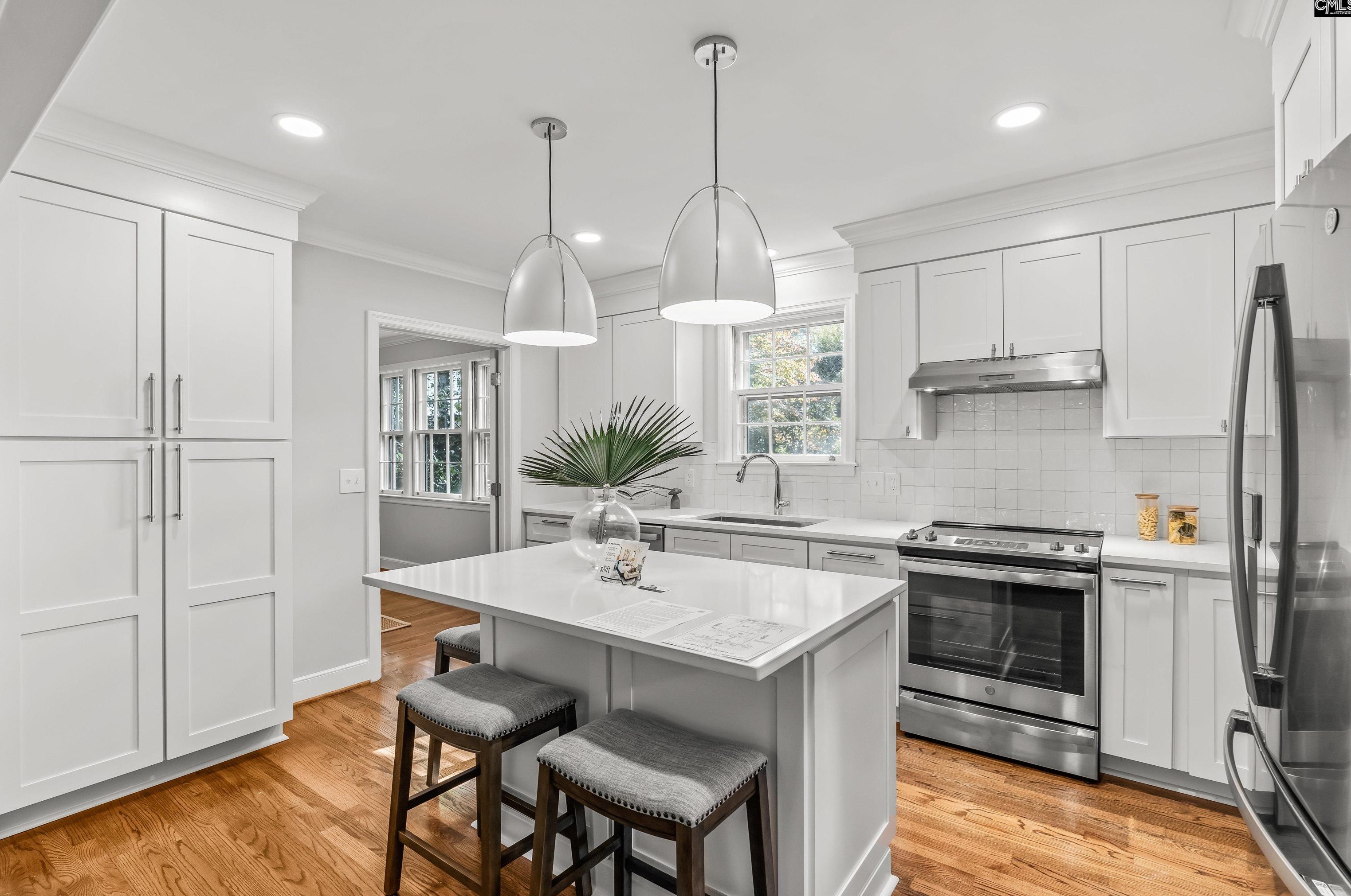 2300 Wheat St, Columbia SC 29205-2350 exterior