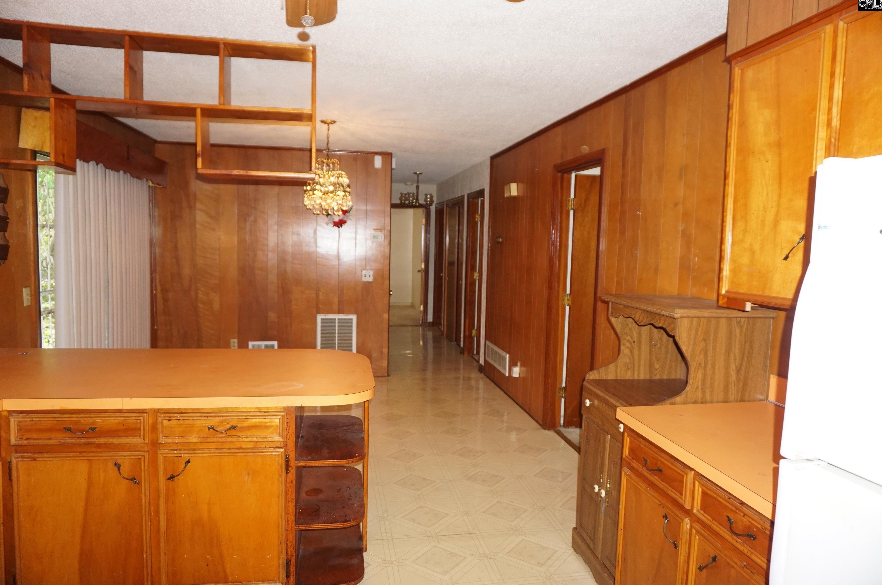 800 Armour St, Columbia SC 29203-5010 exterior