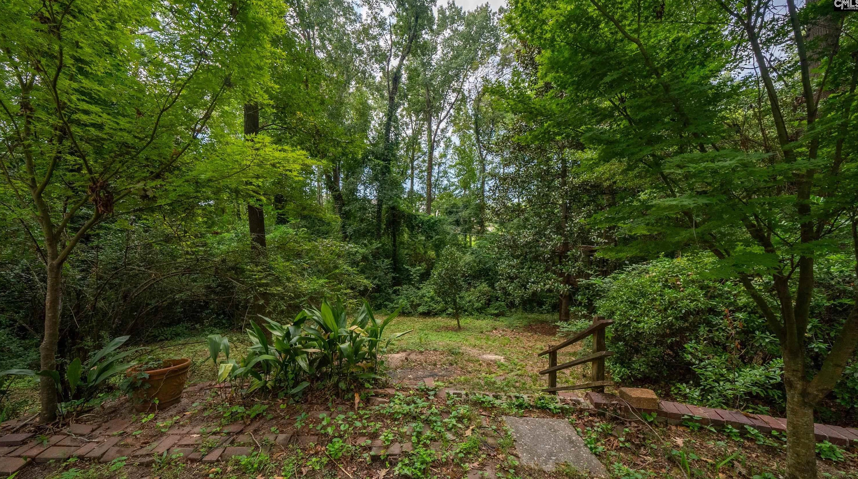 121 Academy Way, Columbia SC 29206-1445 exterior