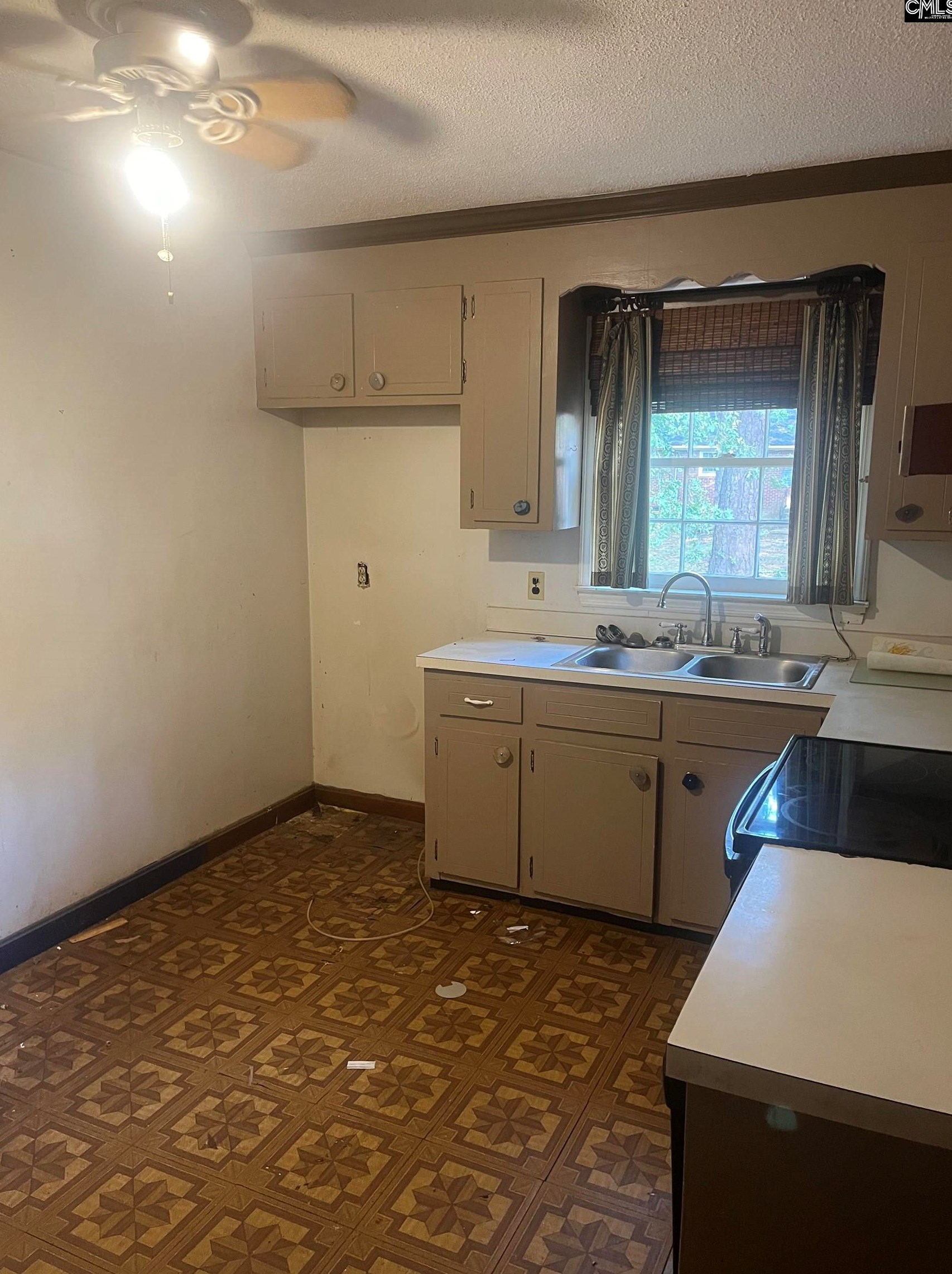 310 Biddle Rd, Columbia SC 29212-3377 exterior