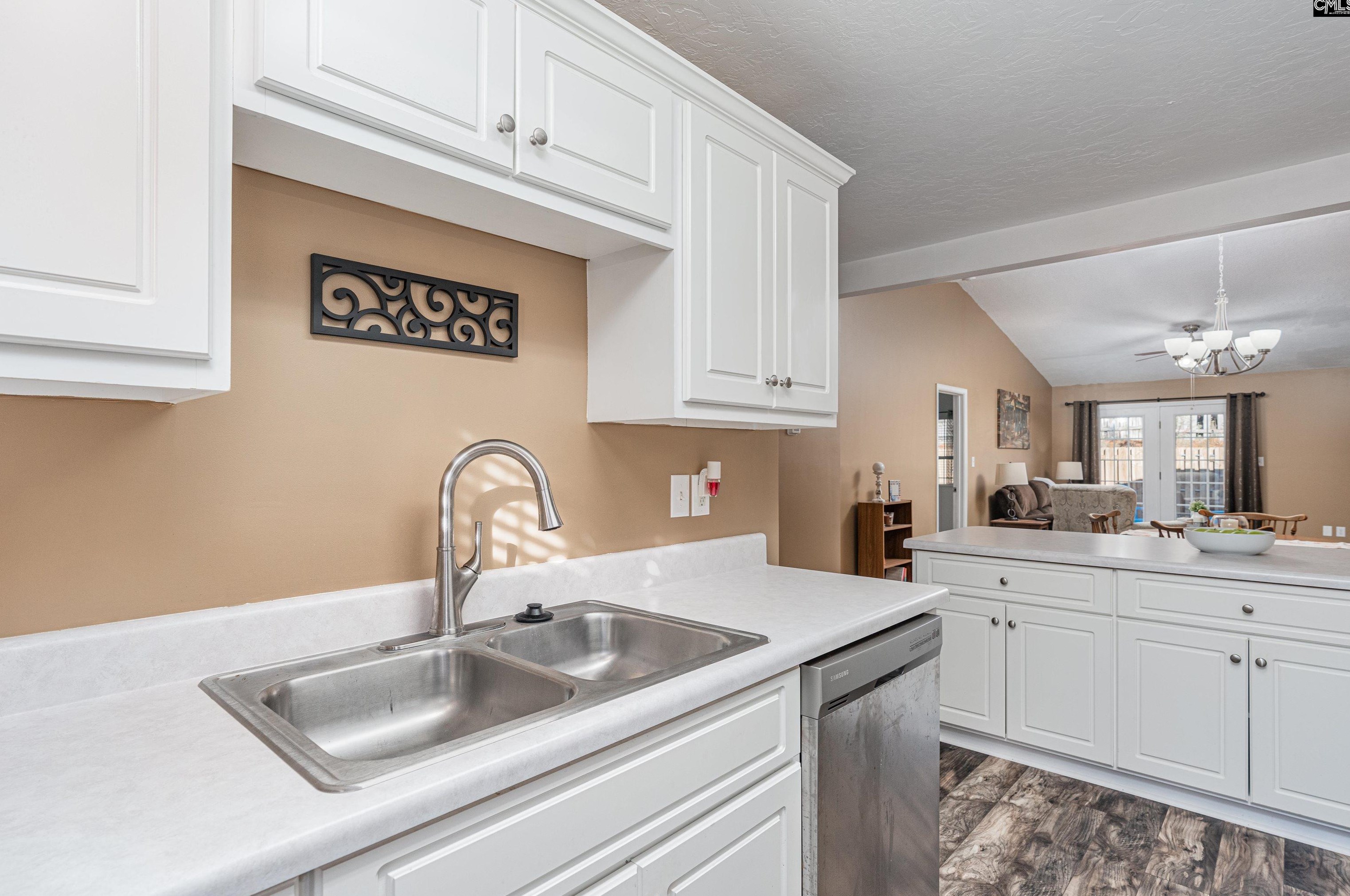 122 Cedar Gln Ln, Columbia SC 29223-3301 exterior