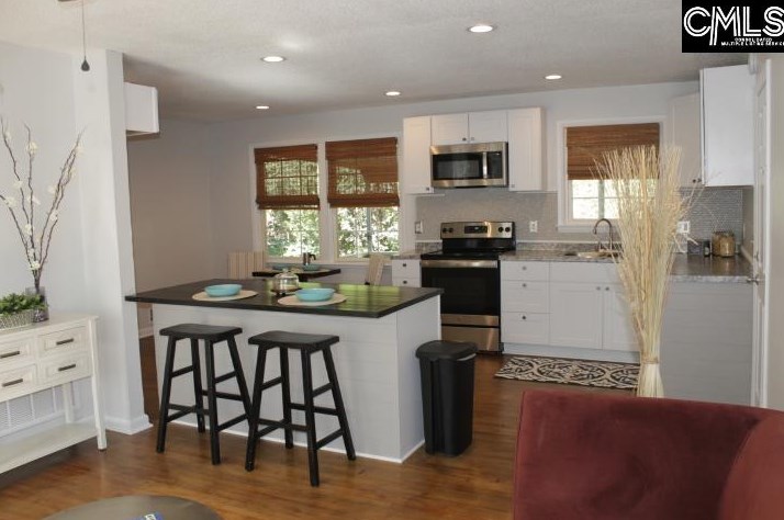 1916 Berkshire Dr, Columbia SC 29210-6841 exterior