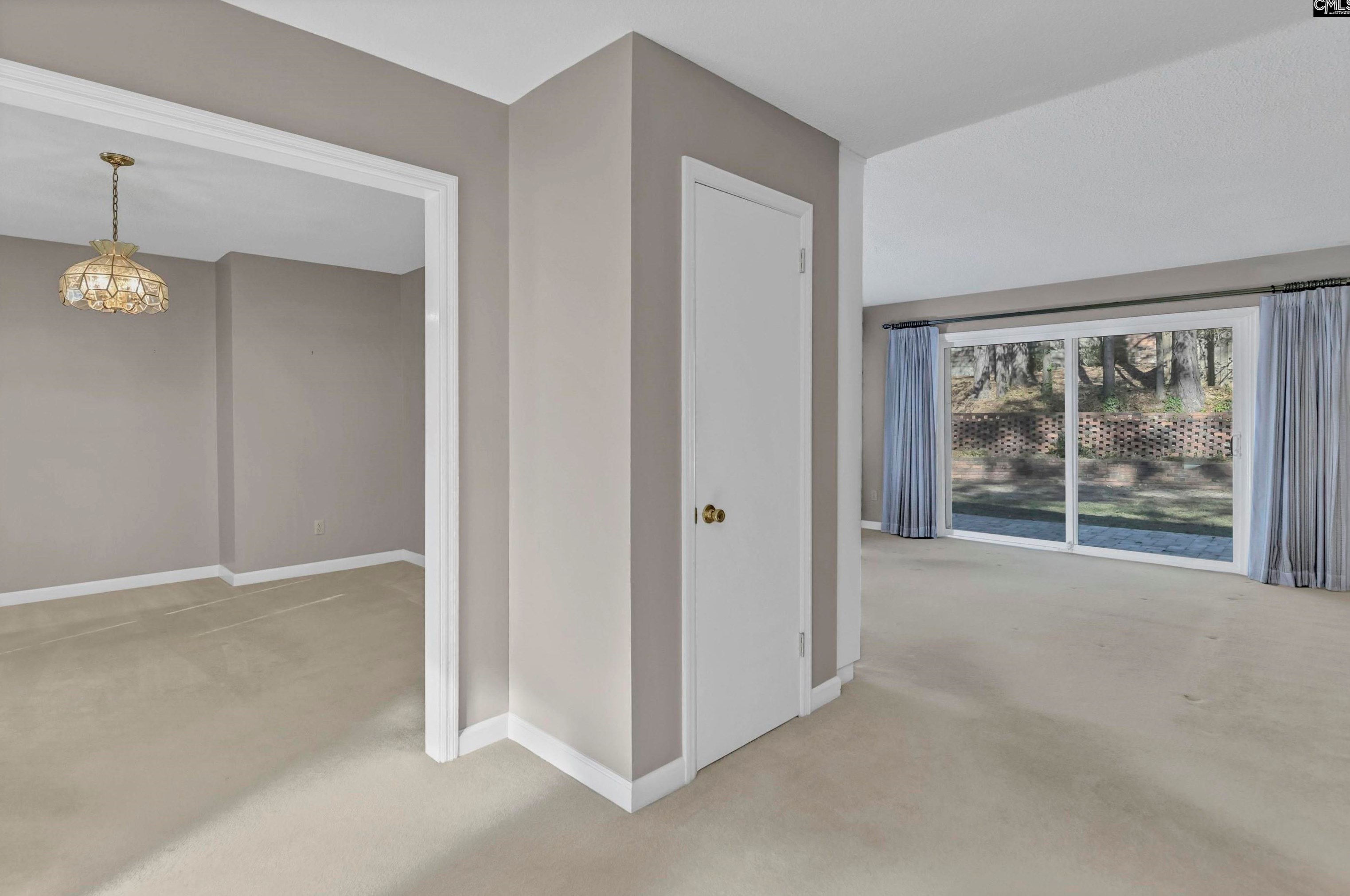 5919 Gill Crk Rd, Columbia SC 29206-4320 exterior