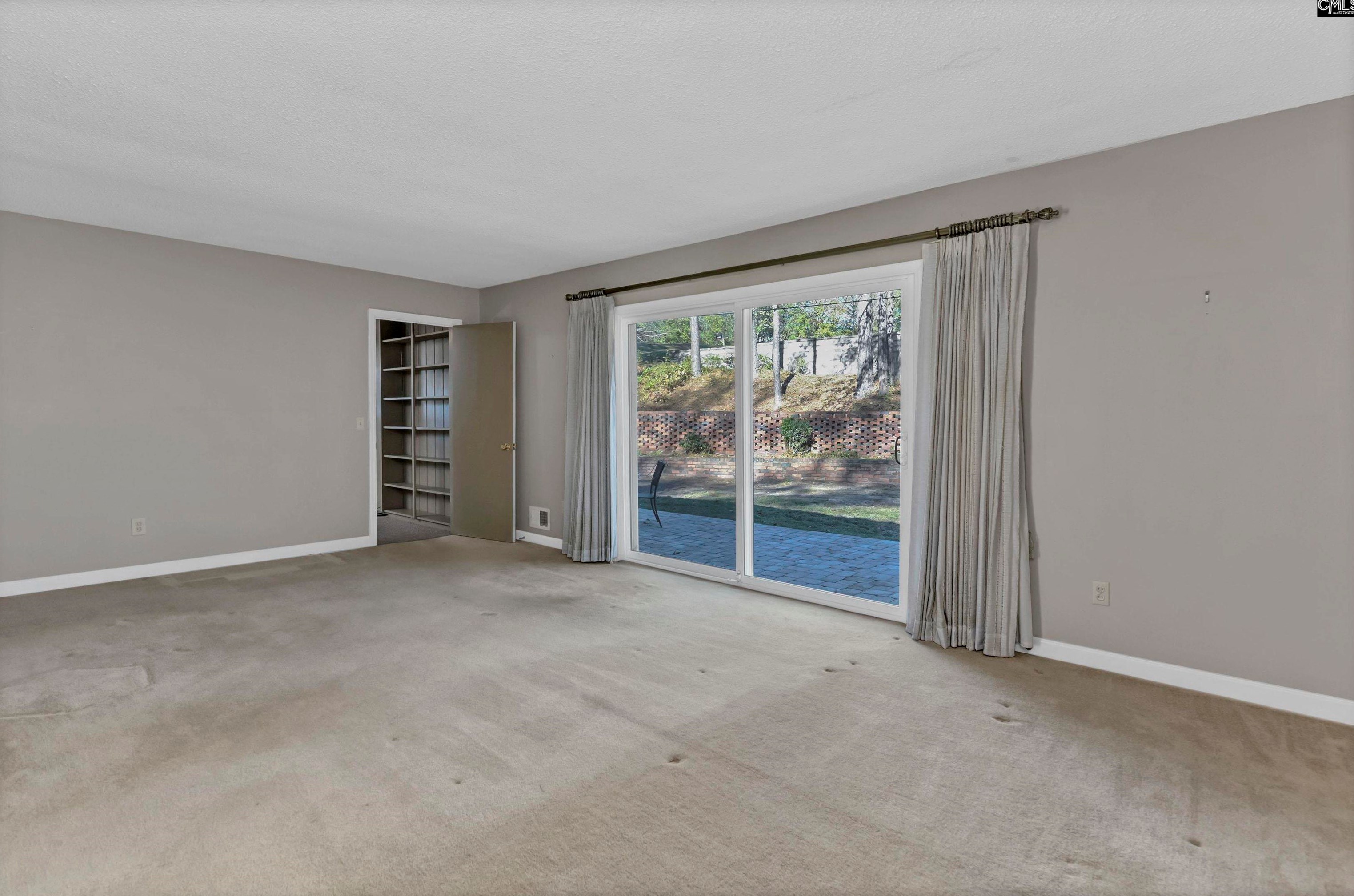 5919 Gill Crk Rd, Columbia SC 29206-4320 exterior