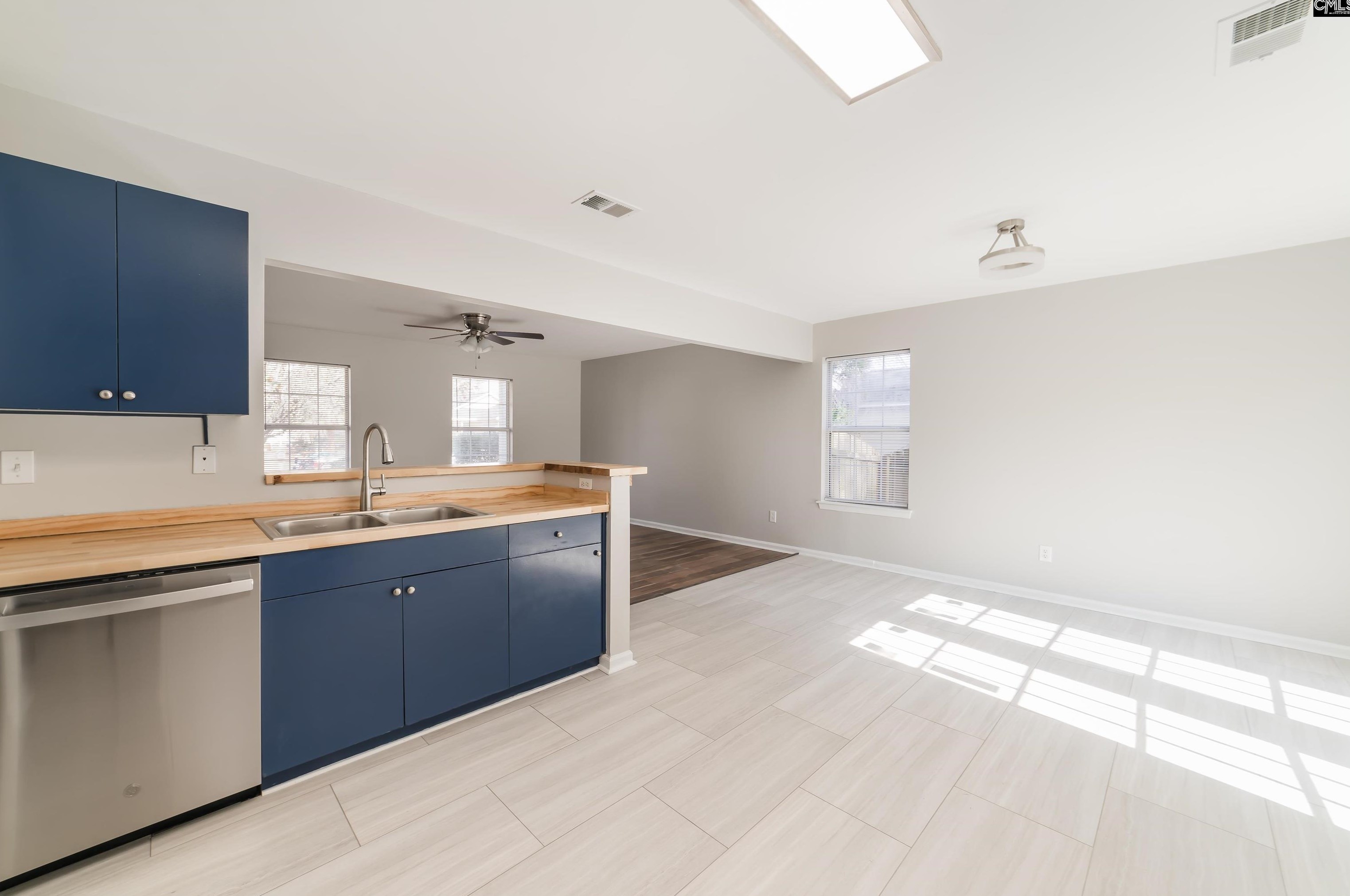 116 Creek Way Ln, Columbia SC  29209-5720 exterior