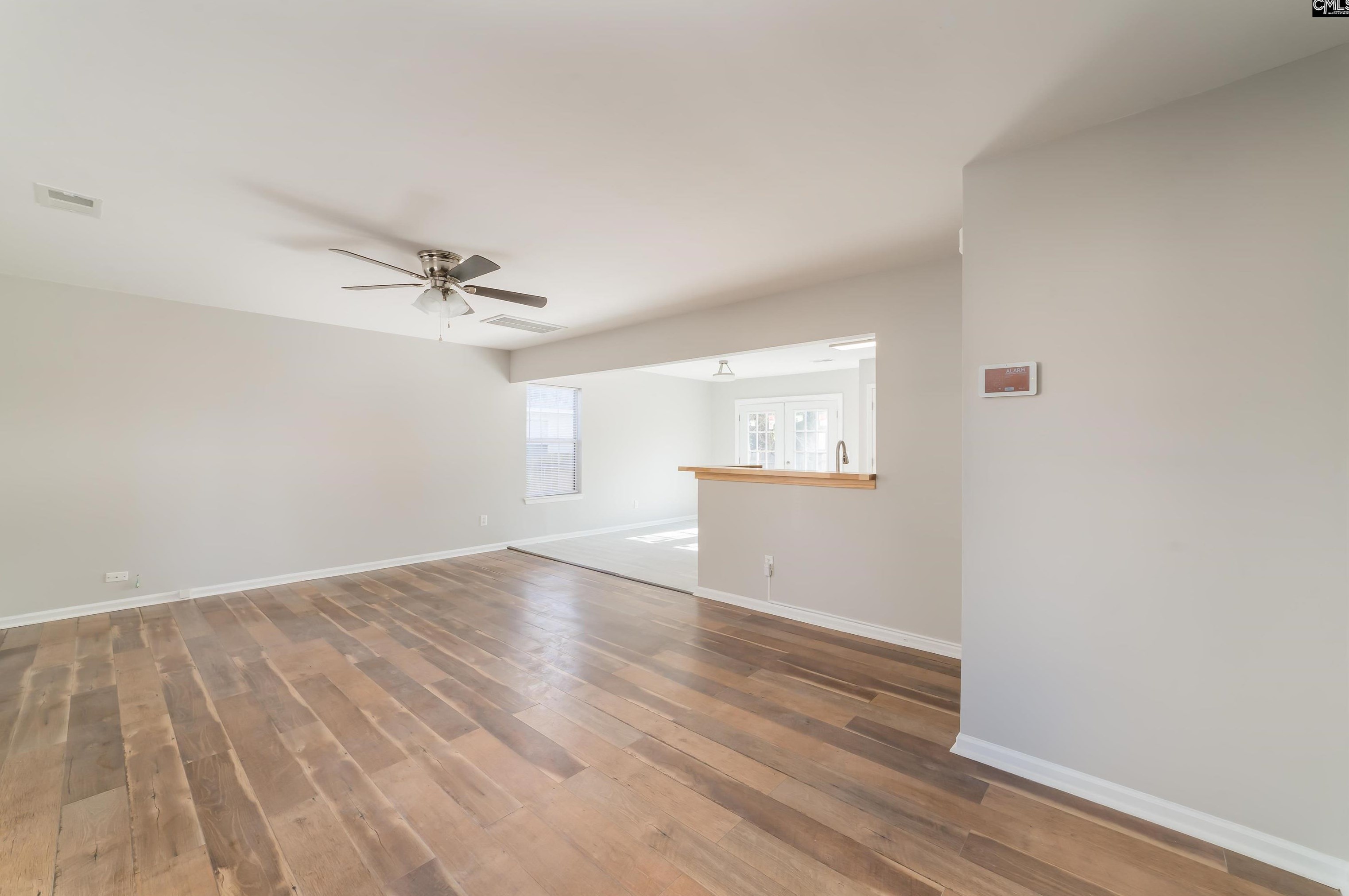 116 Creek Way Ln, Columbia SC  29209-5720 exterior