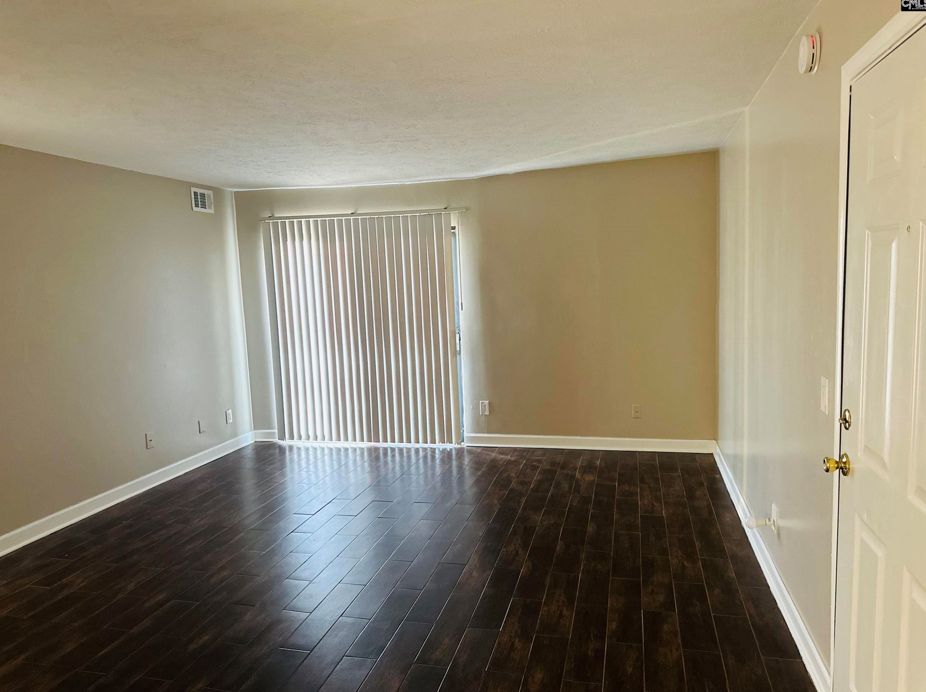 1003 Old Mnr Rd, Columbia SC 29210-6523 exterior