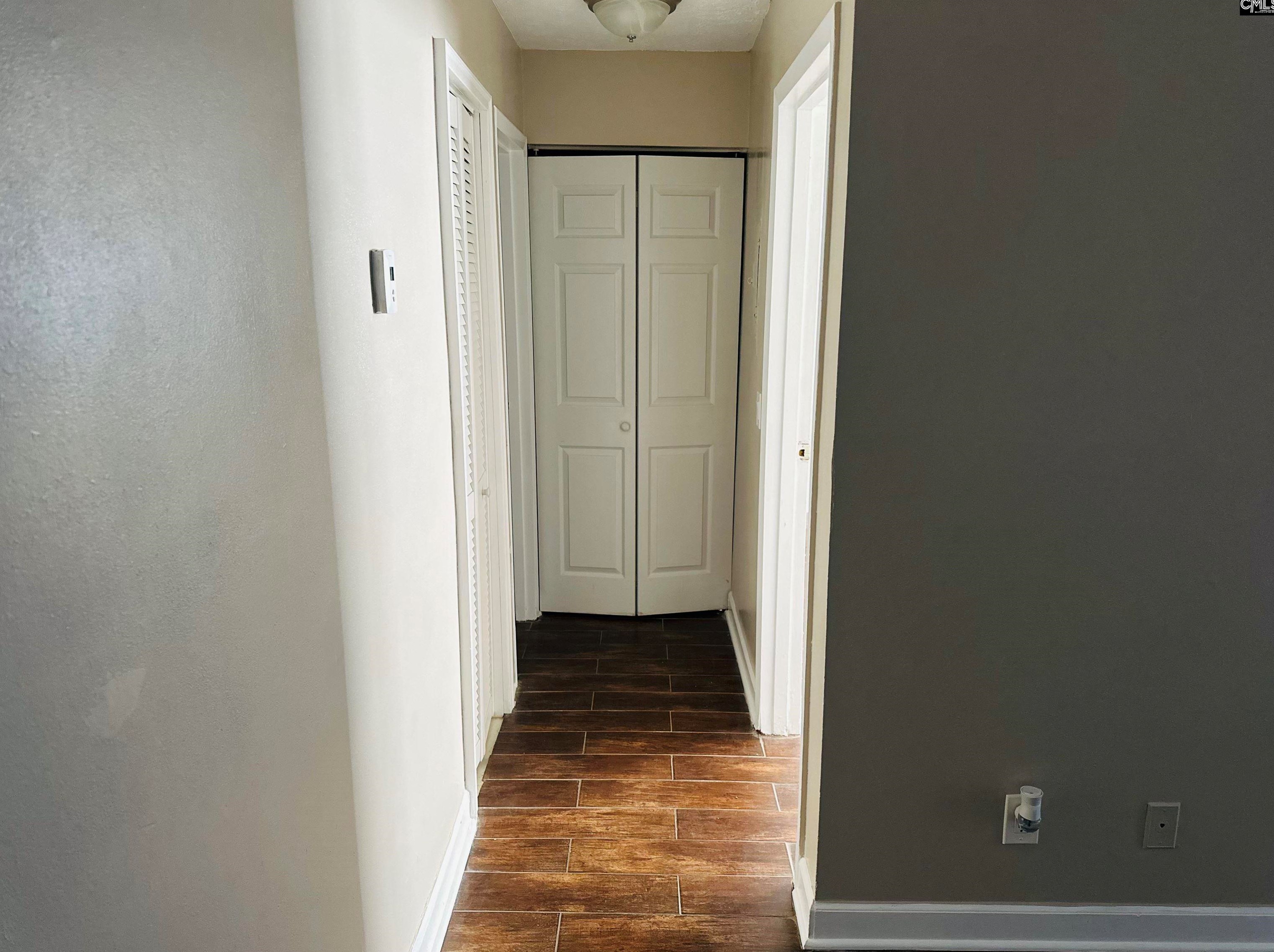 1003 Old Mnr Rd, Columbia SC 29210-6523 exterior