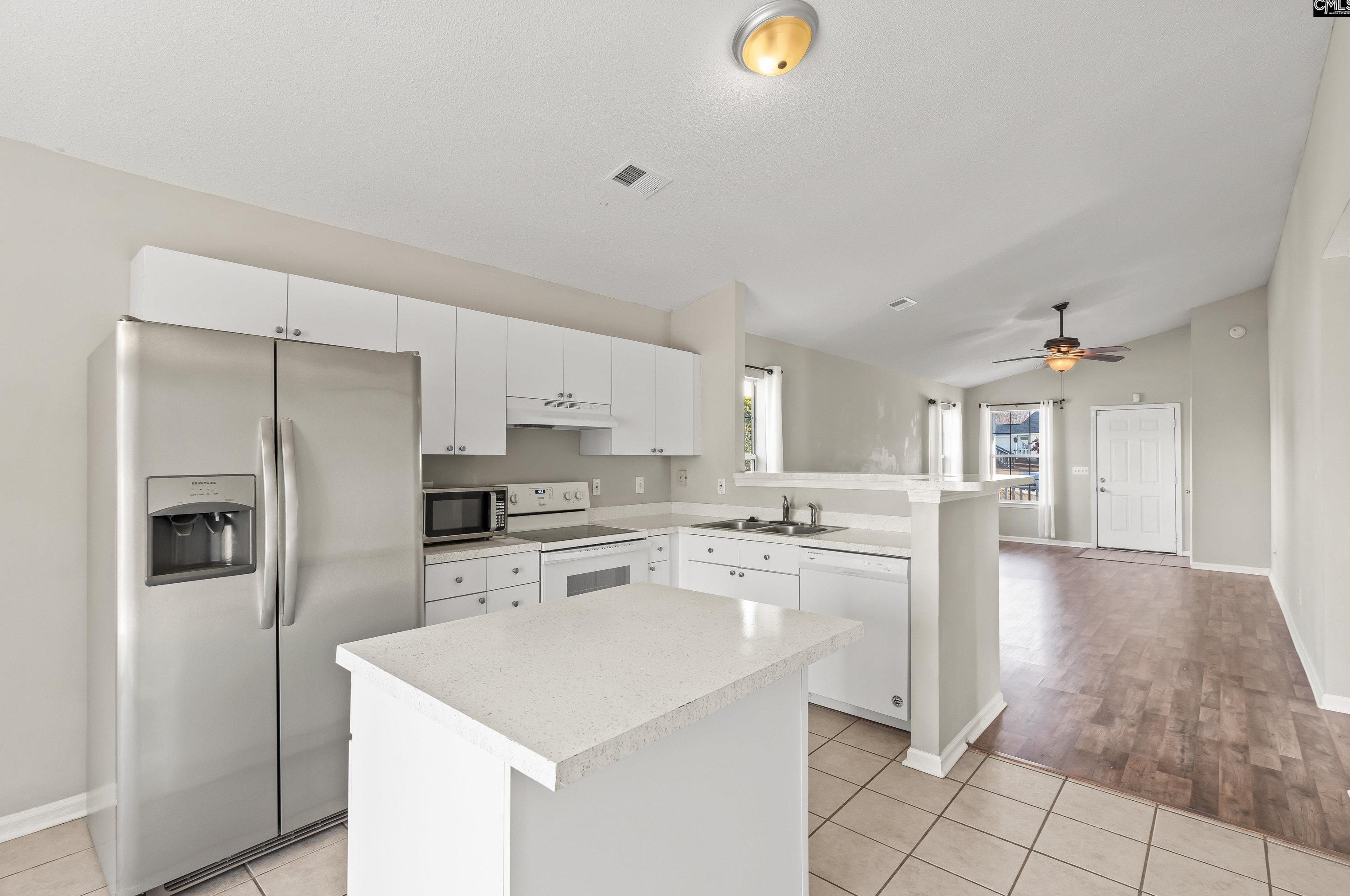 116 Gln Knl Dr, Columbia SC  29229-9245 exterior