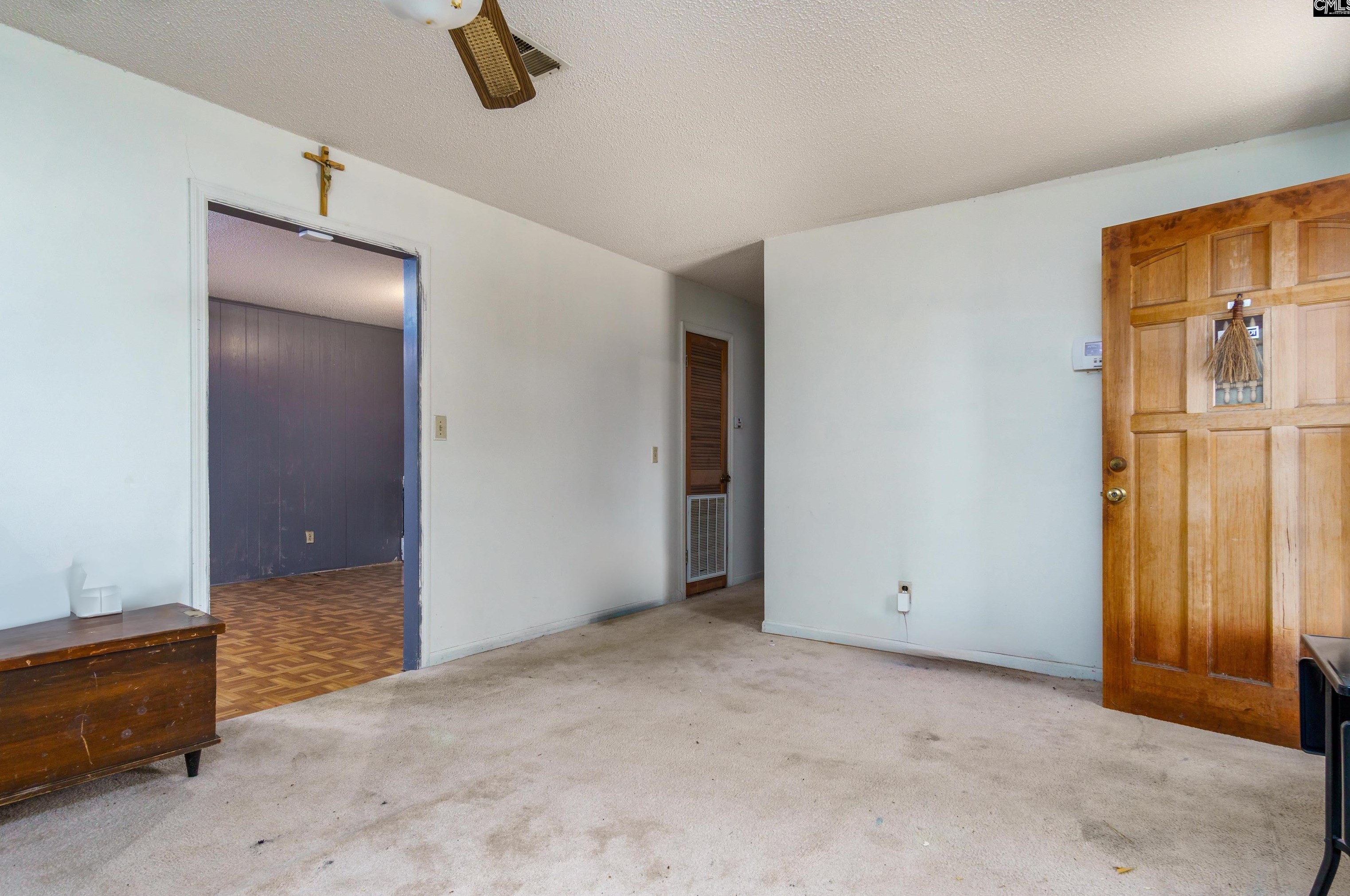 4502 Bluff Rd, Columbia SC 29209-9495 exterior