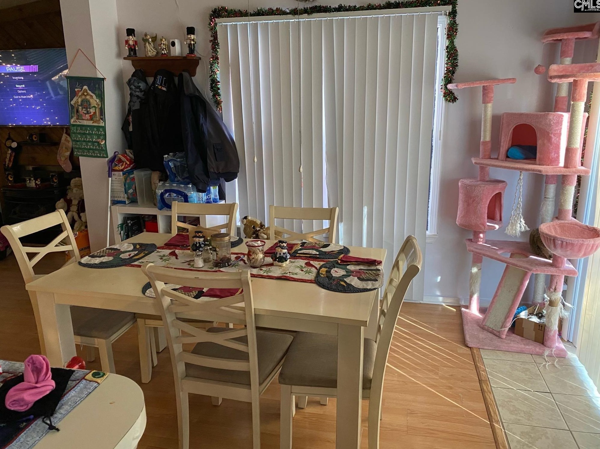 36 Canterbury Ct, Columbia SC 29210-6834 exterior