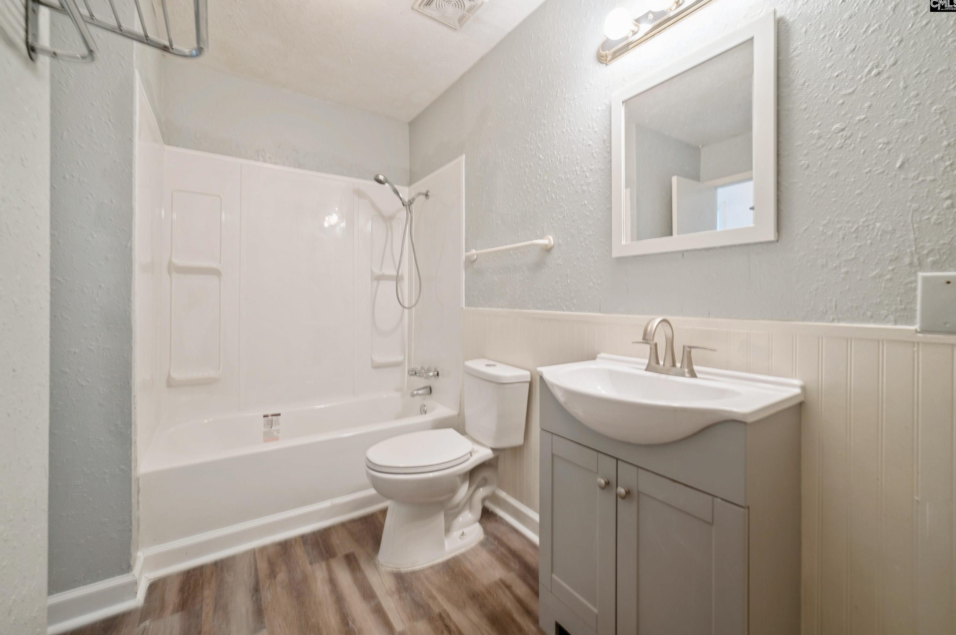 1322 Old Mnr Rd, Columbia SC 29210-6523 exterior