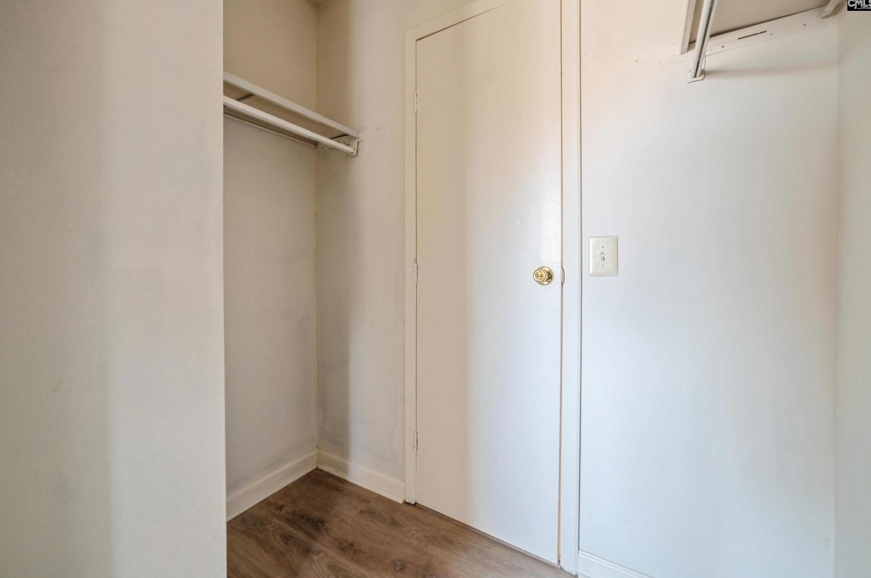 1322 Old Mnr Rd, Columbia SC 29210-6523 exterior