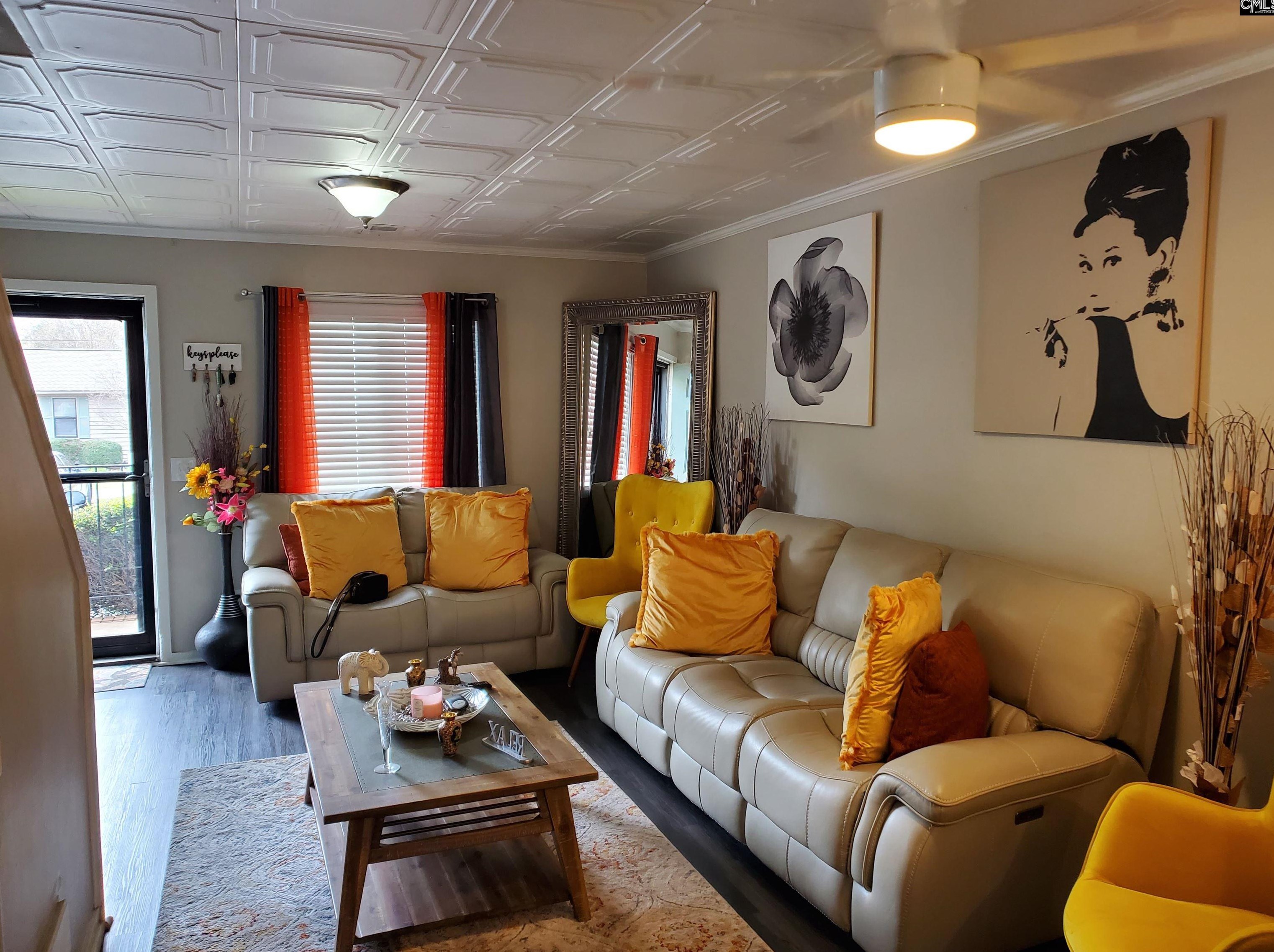 21 Canterbury Ct, Columbia SC 29210-6834 exterior