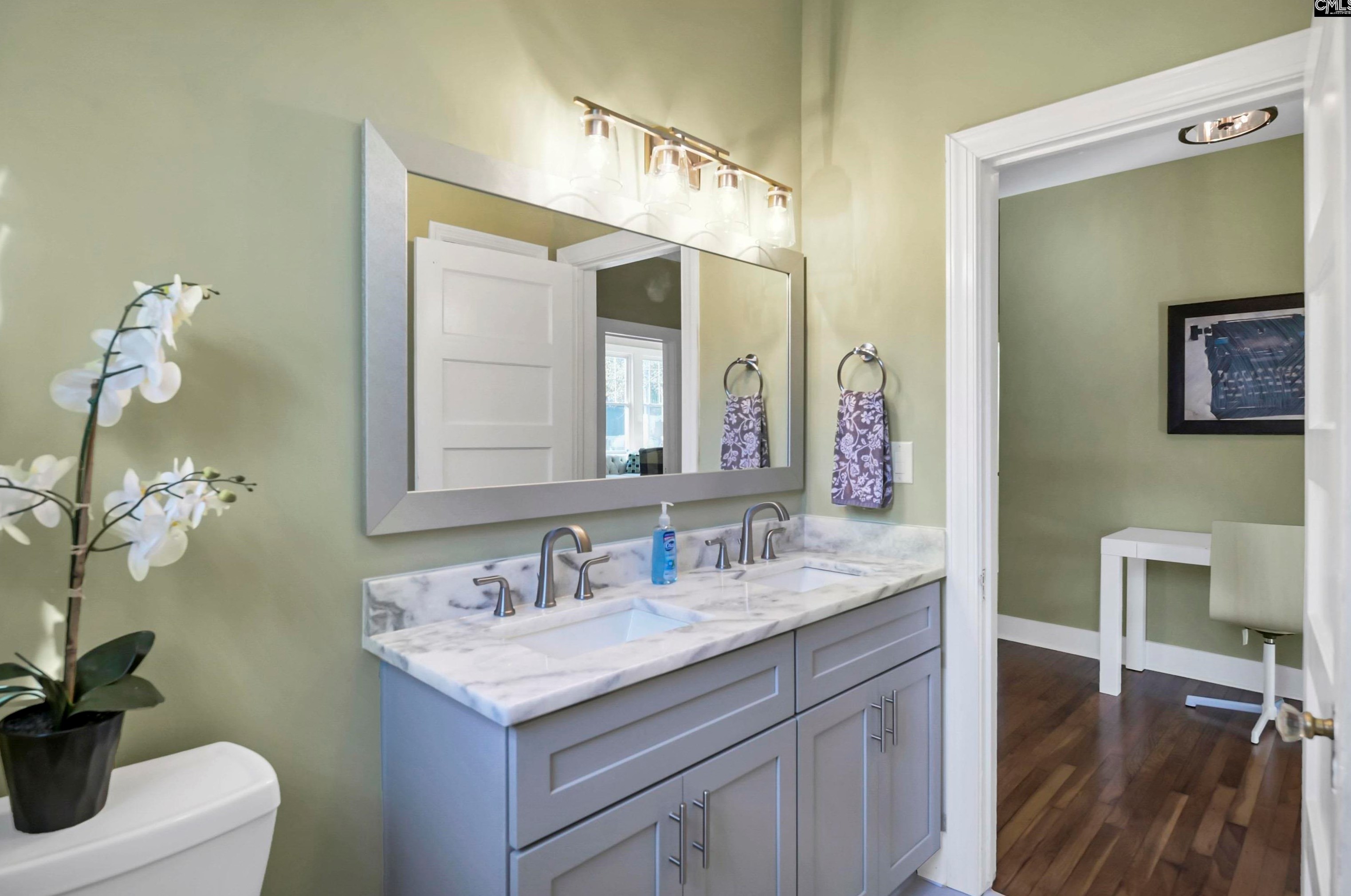 3515 Rosewood Dr, Columbia SC 29205-3448 exterior