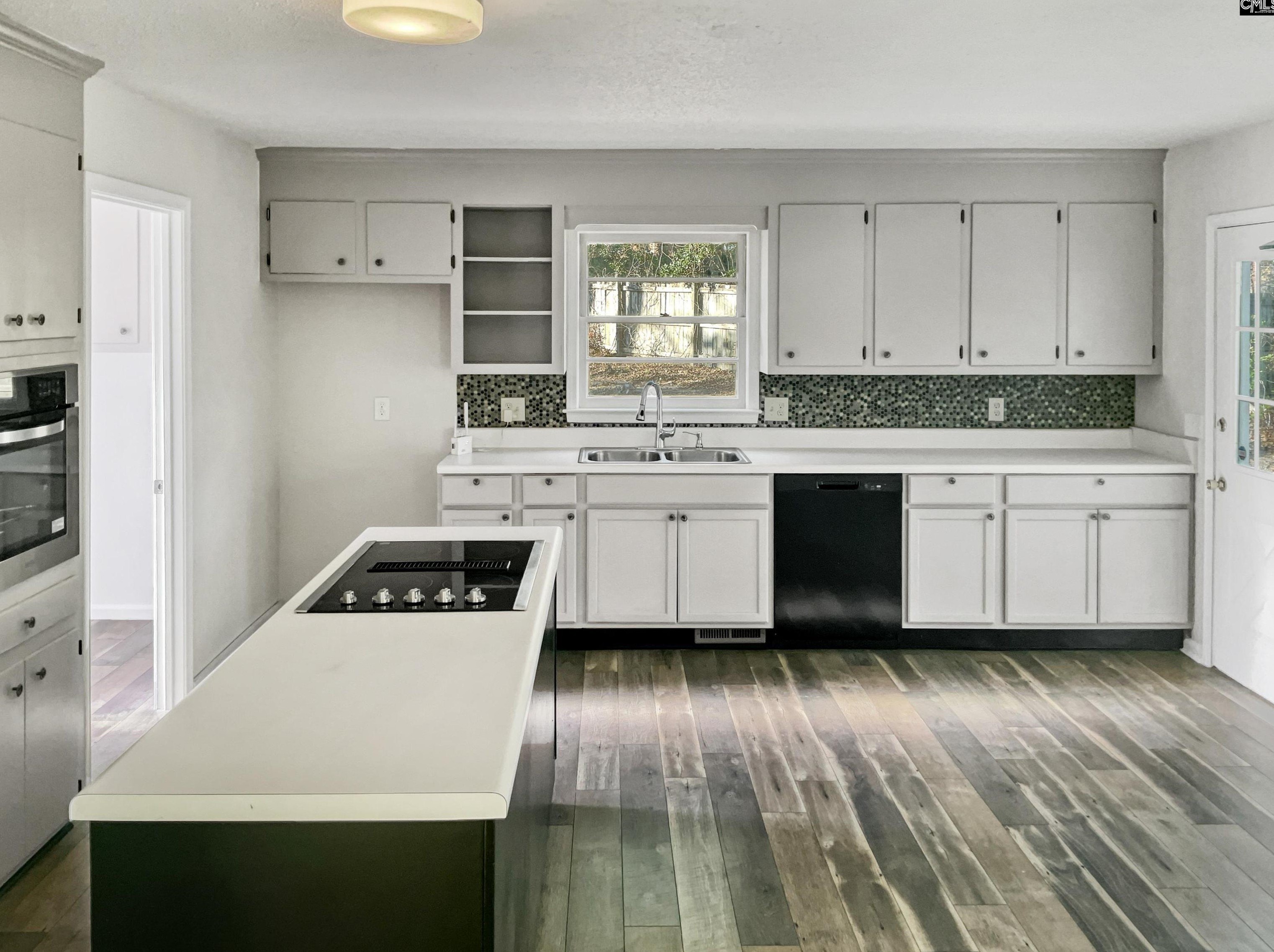 295 Middlesex Rd, Columbia SC  29210-4407 exterior