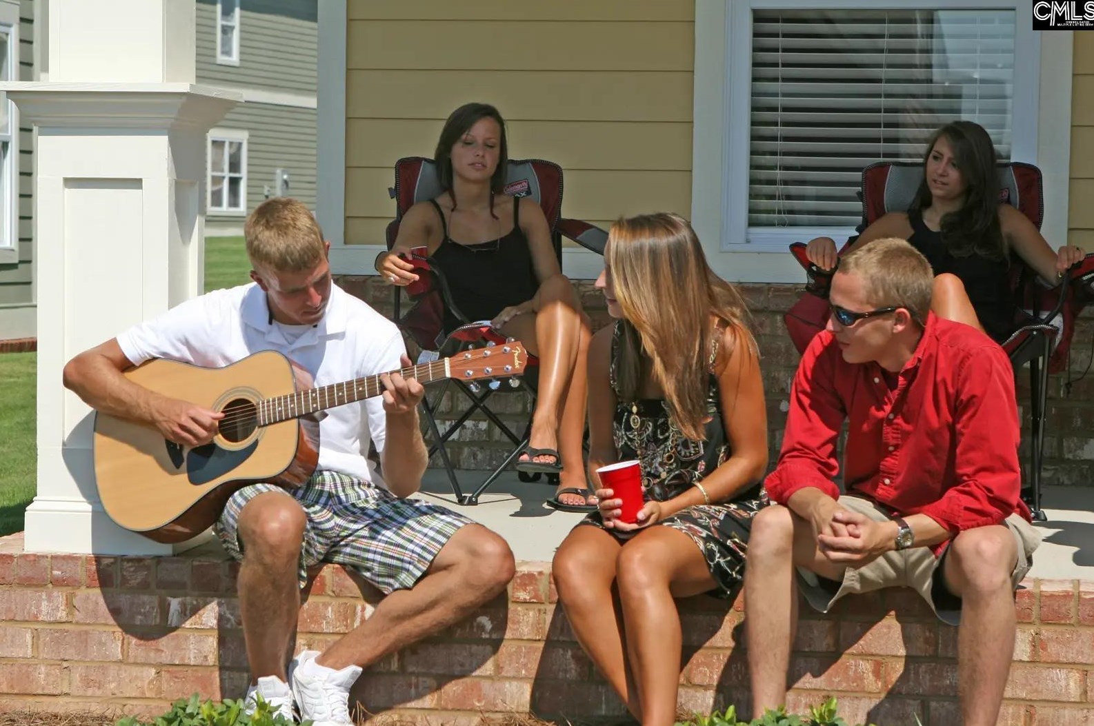 1929 Bluff Rd, Columbia SC  29201-5100 exterior