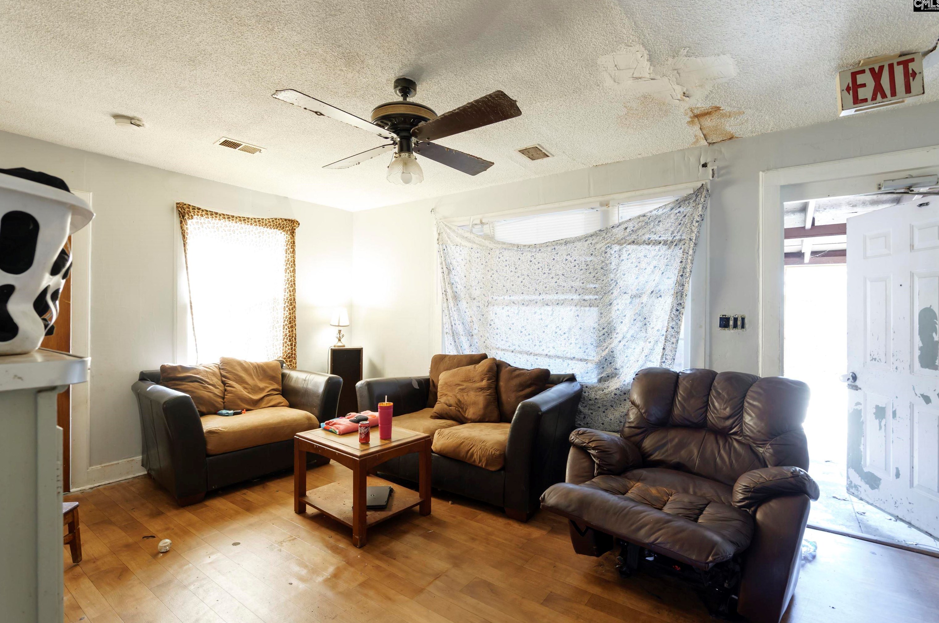 1930 Chaney St, Columbia SC 29204-1632 exterior