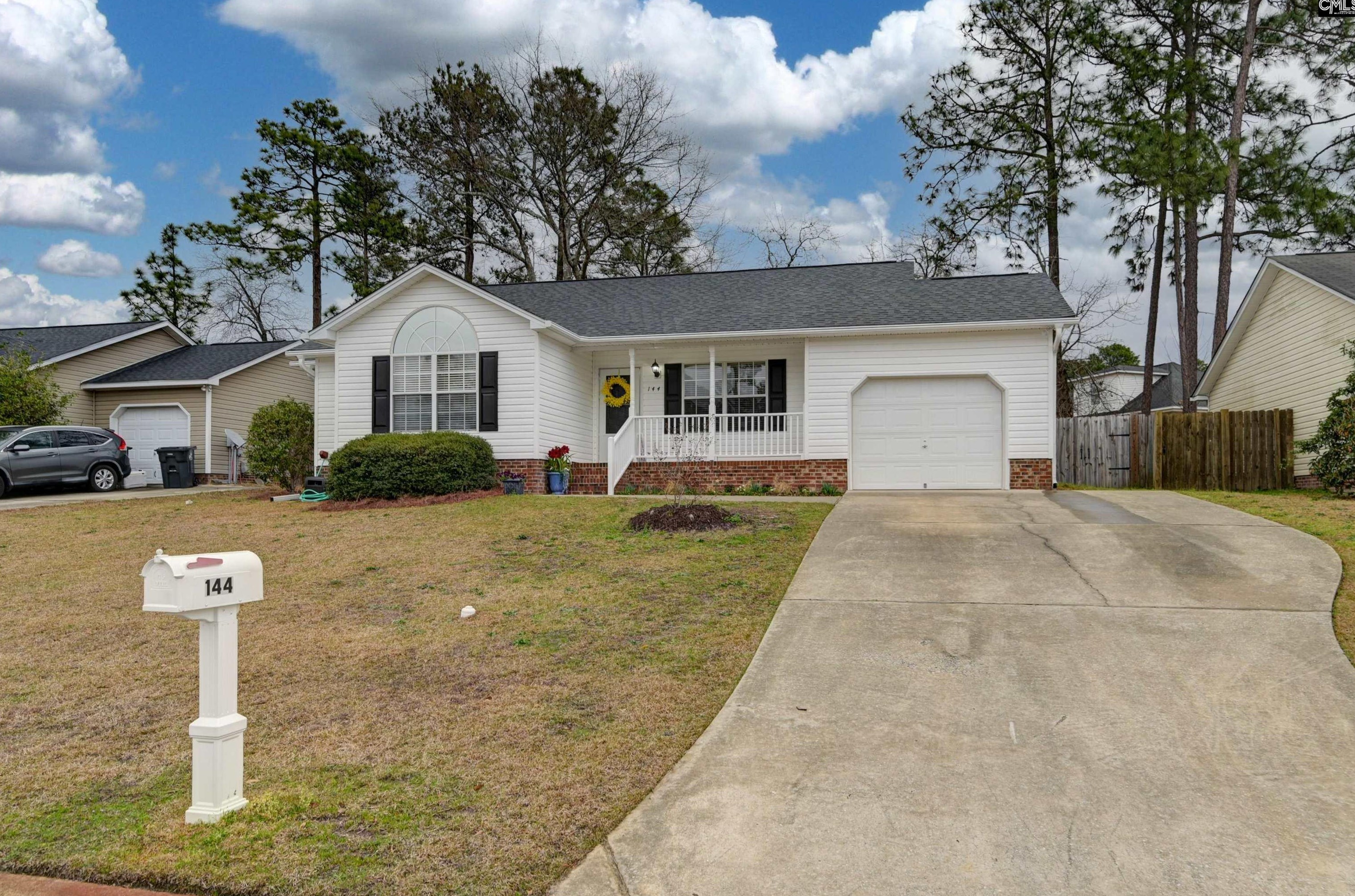 144 Longshadow Dr, Lexington SC  29072-8673 exterior
