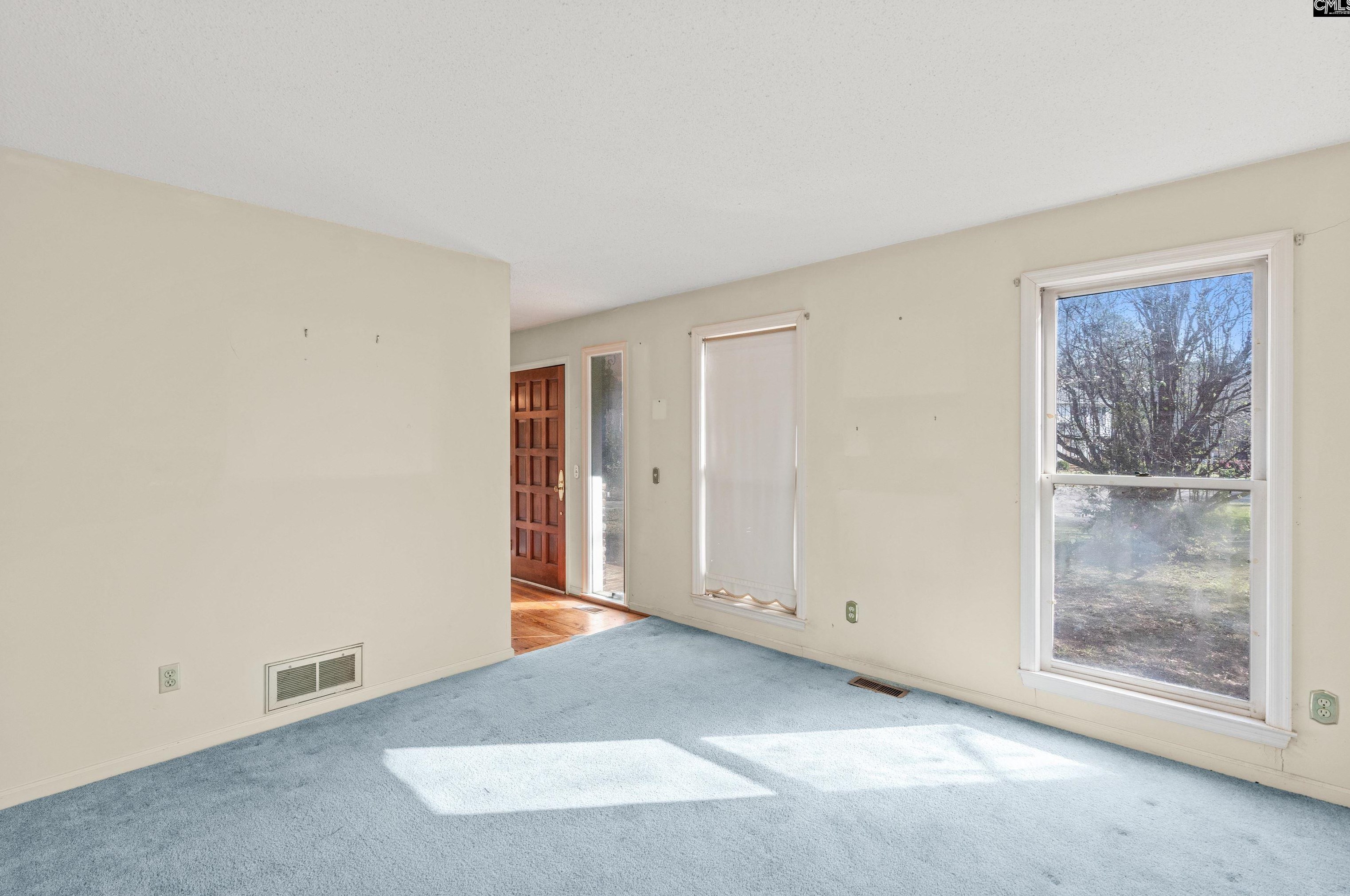 4204 Ivy Hall Dr, Columbia SC 29206-1227 exterior