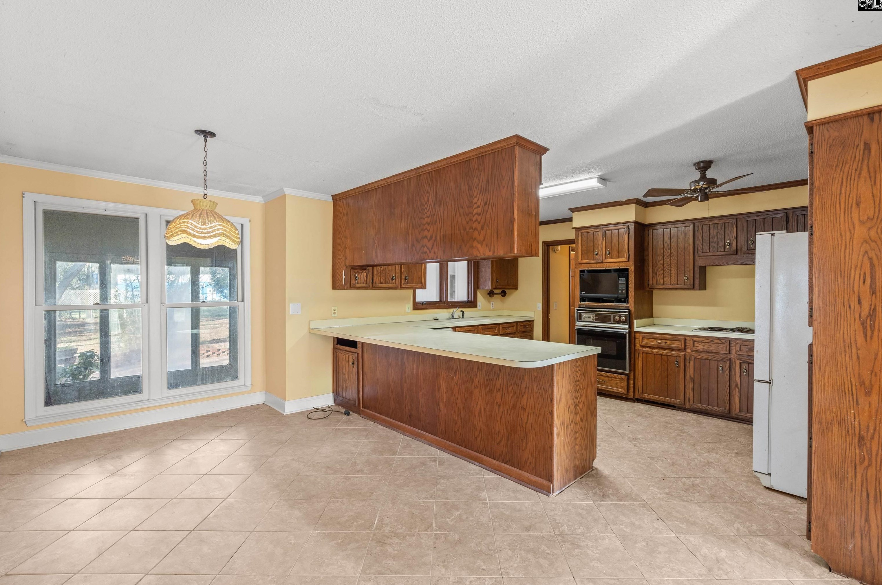 4204 Ivy Hall Dr, Columbia SC 29206-1227 exterior