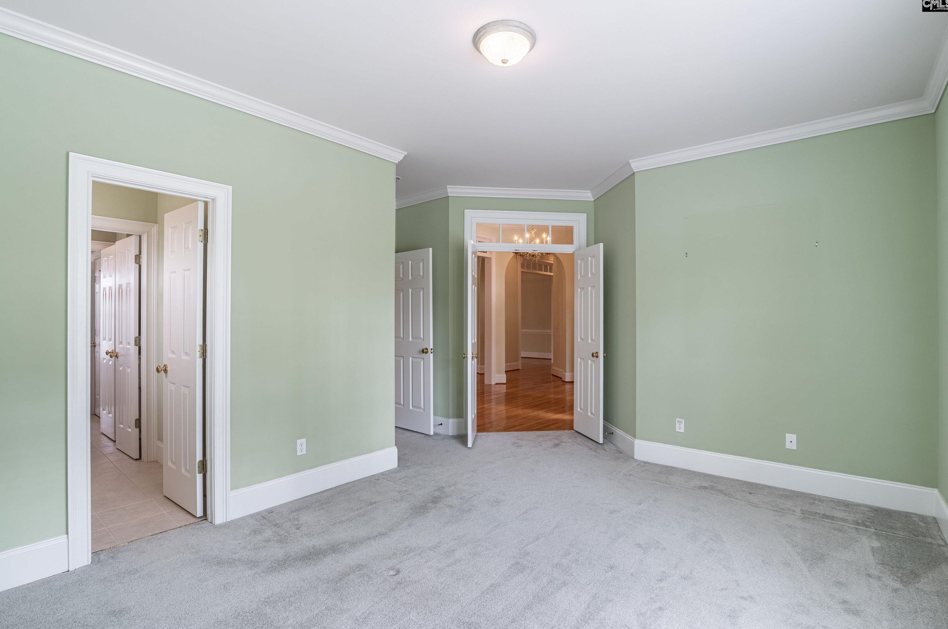 201 Arcadia Lk Dr, Columbia SC 29206-1321 exterior