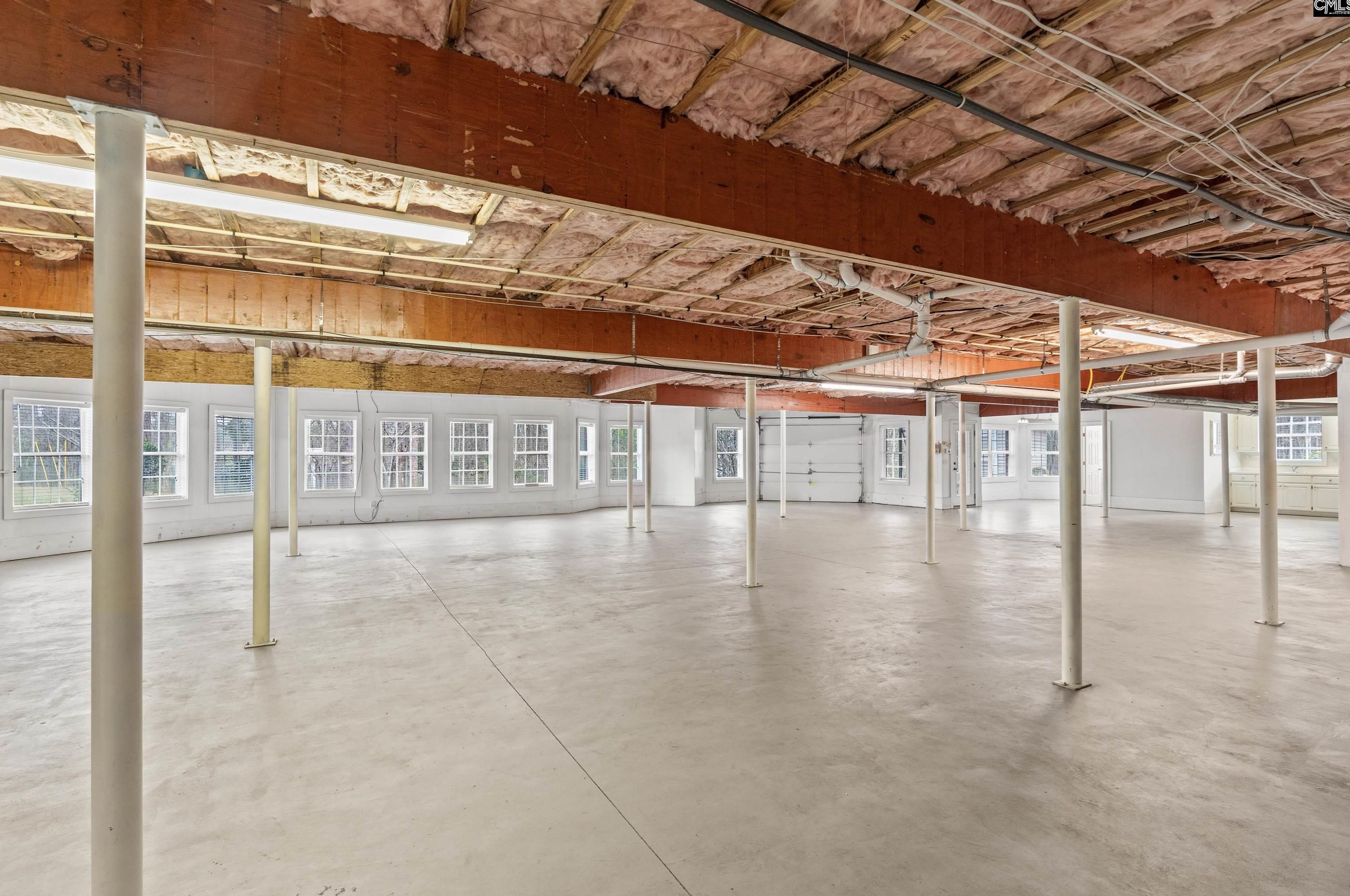 201 Arcadia Lk Dr, Columbia SC 29206-1321 exterior