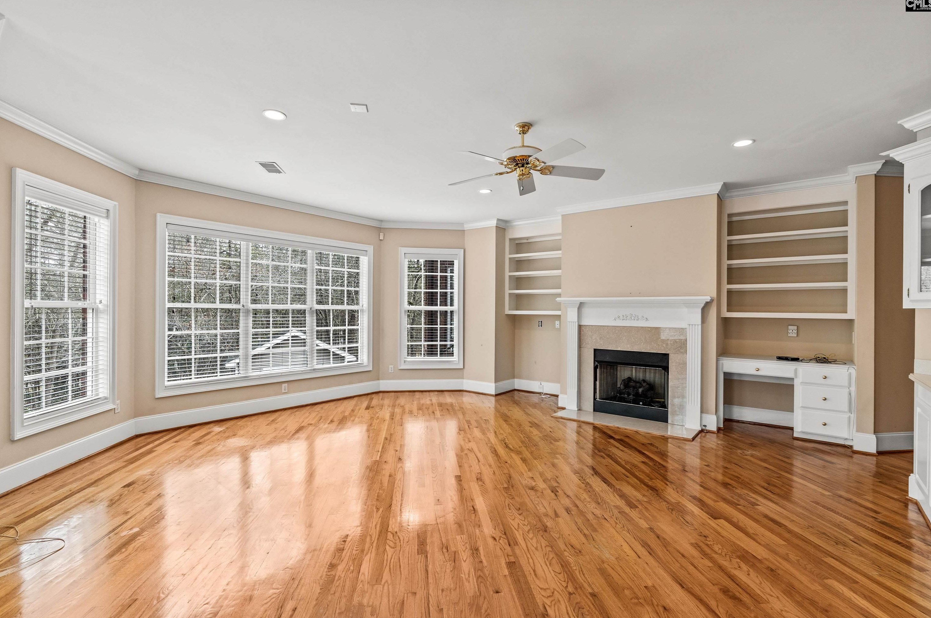 201 Arcadia Lk Dr, Columbia SC 29206-1321 exterior