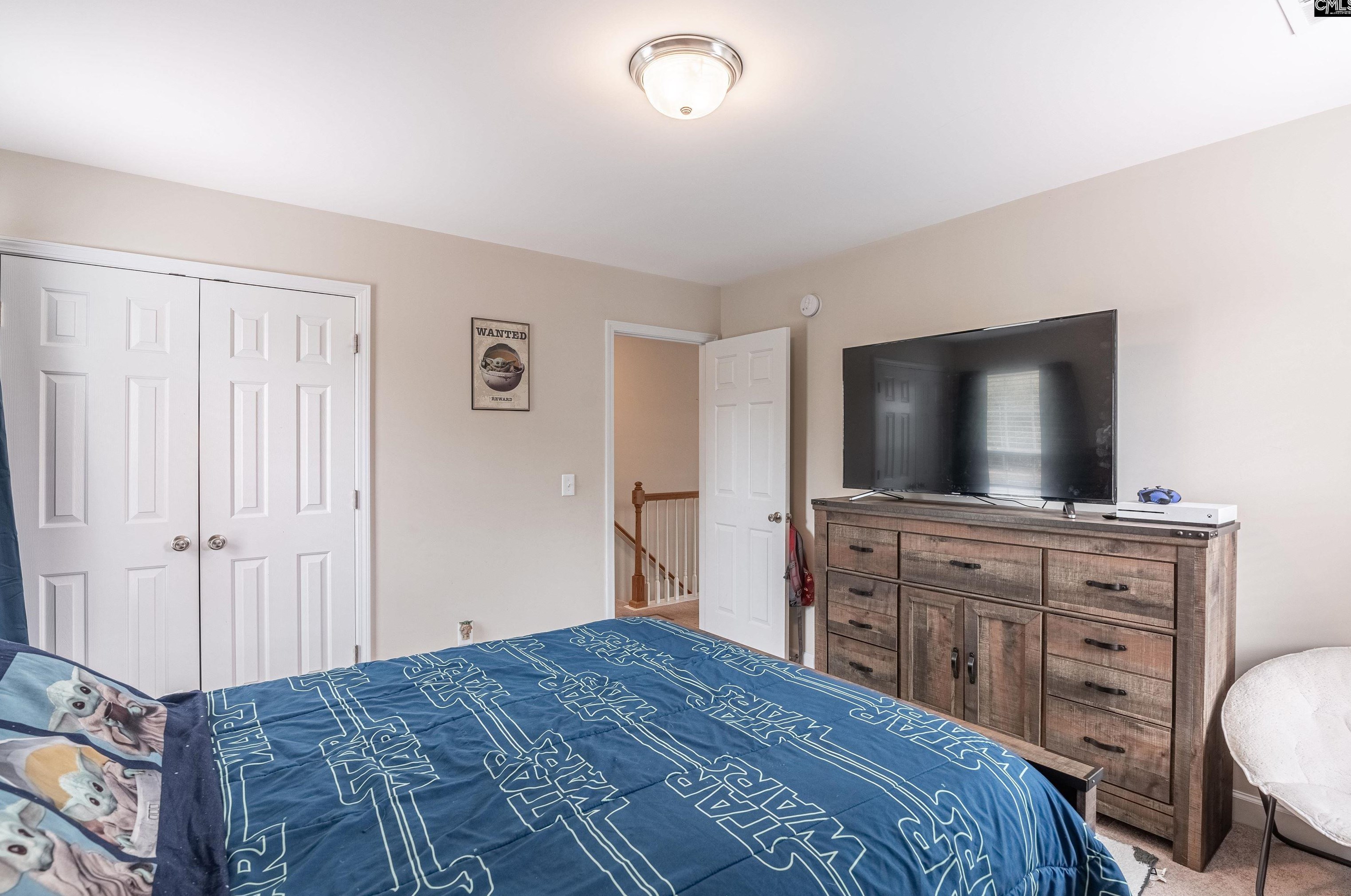 11 Heatherwood Dr, Lugoff SC  29078-7103 exterior