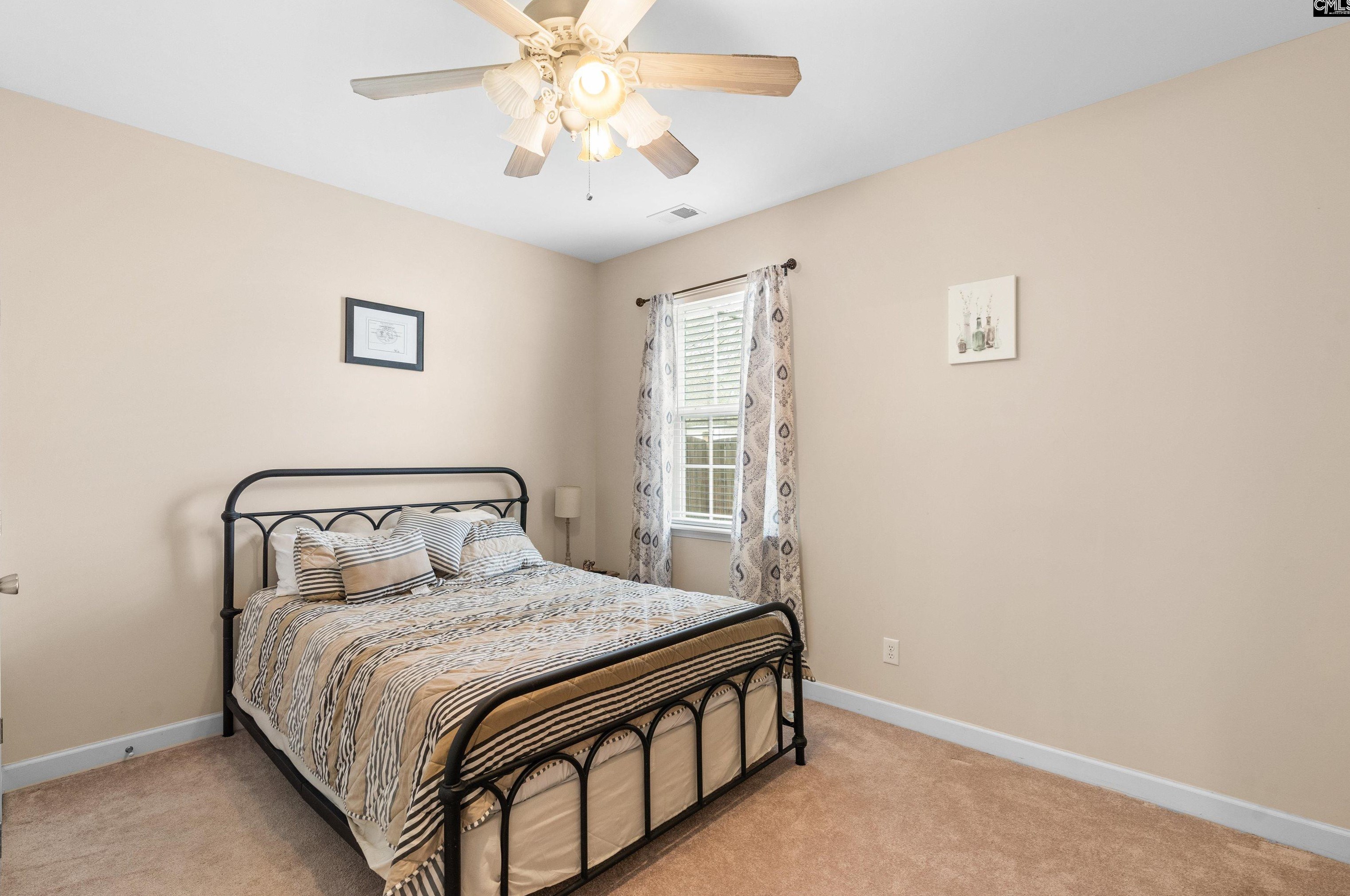 11 Heatherwood Dr, Lugoff SC  29078-7103 exterior