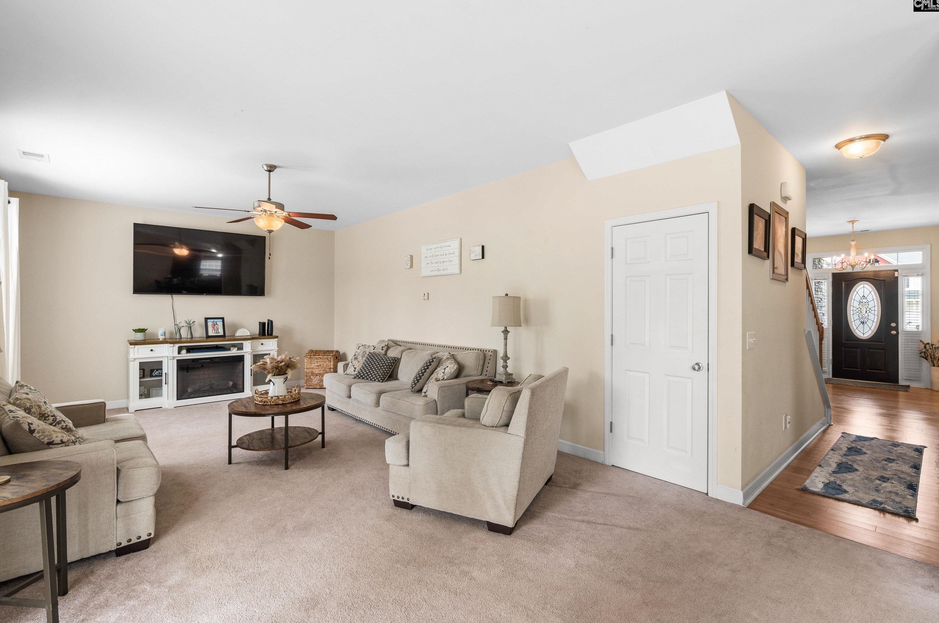 11 Heatherwood Dr, Lugoff SC  29078-7103 exterior