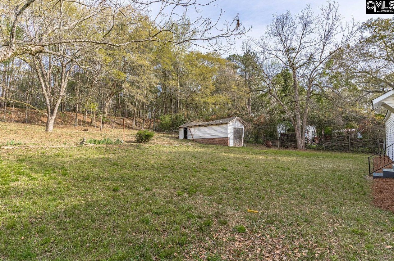 1619 Winyah Dr, Columbia SC  29203-2928 exterior