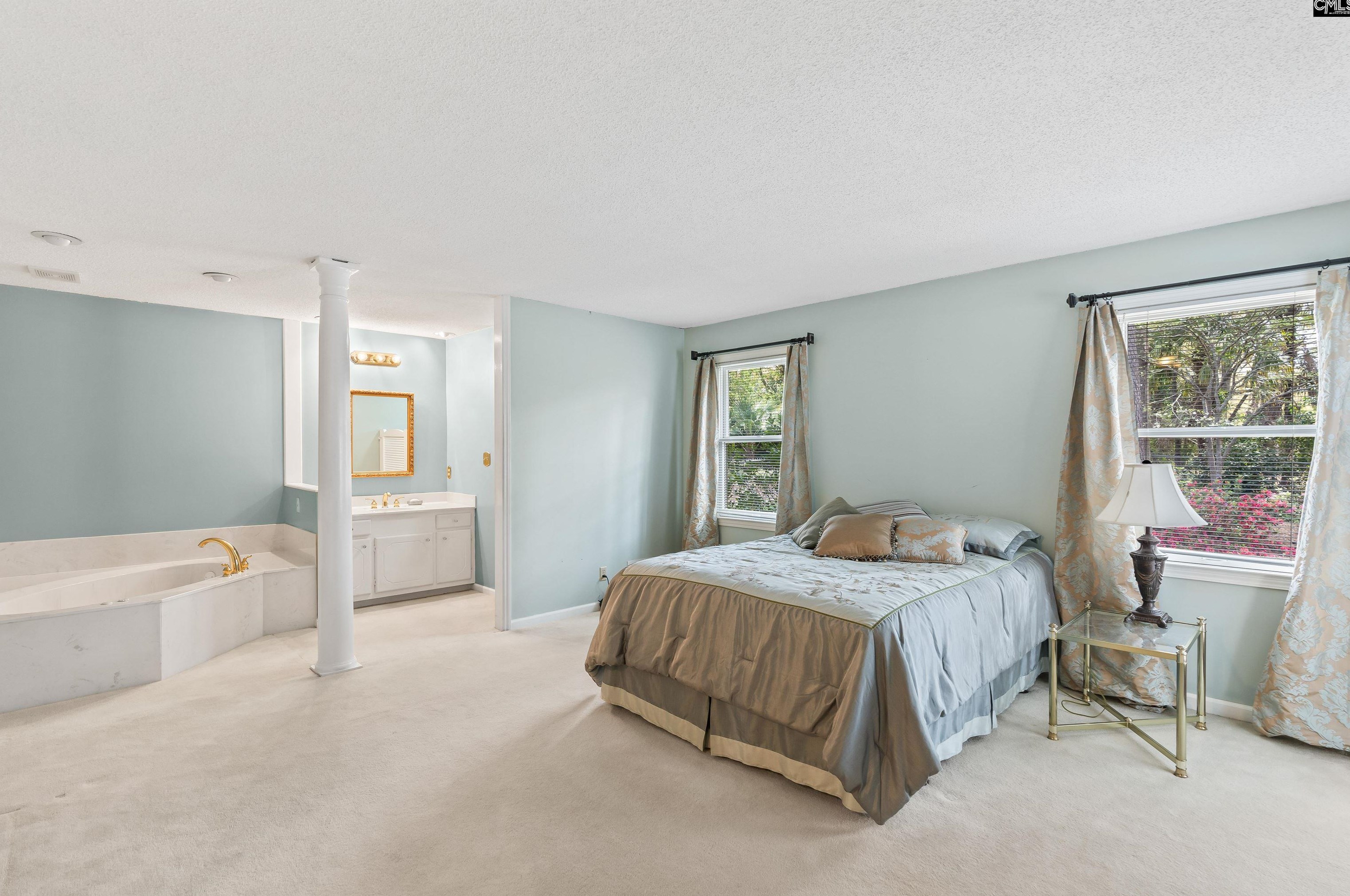 206 Tyborne Cir, Columbia SC  29210-4234 exterior