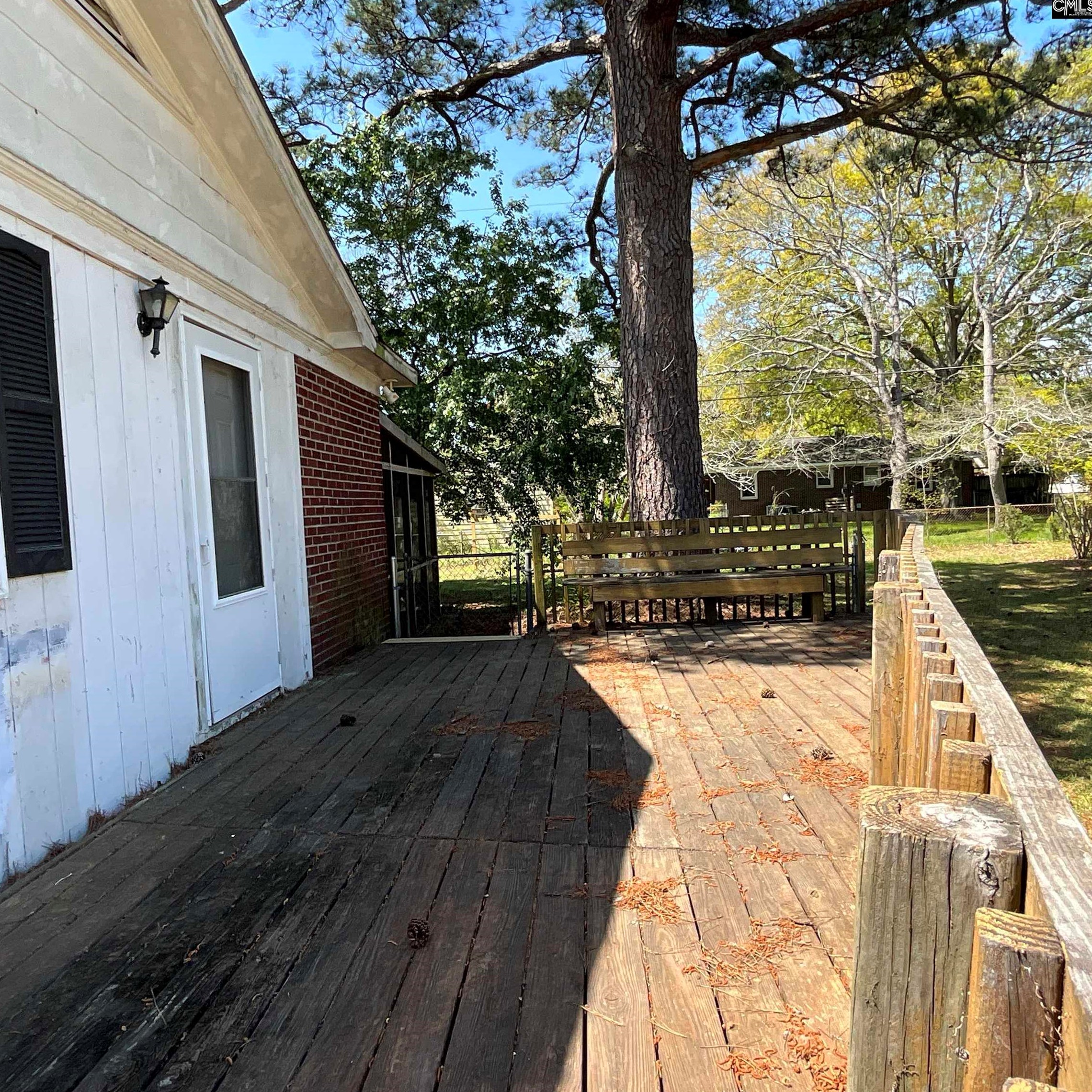 1501 Aralia Dr, Columbia SC exterior