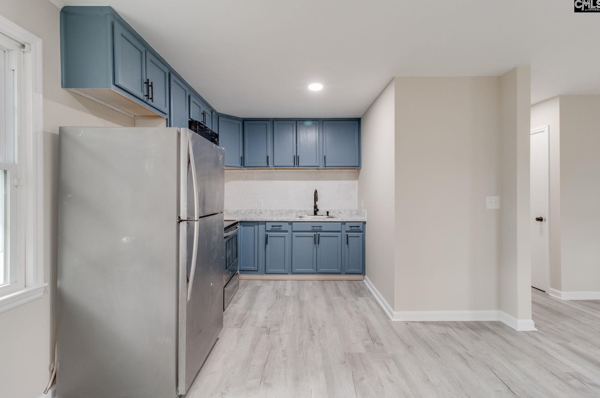 4502 Bluff Rd, Columbia SC 29209-9495 exterior