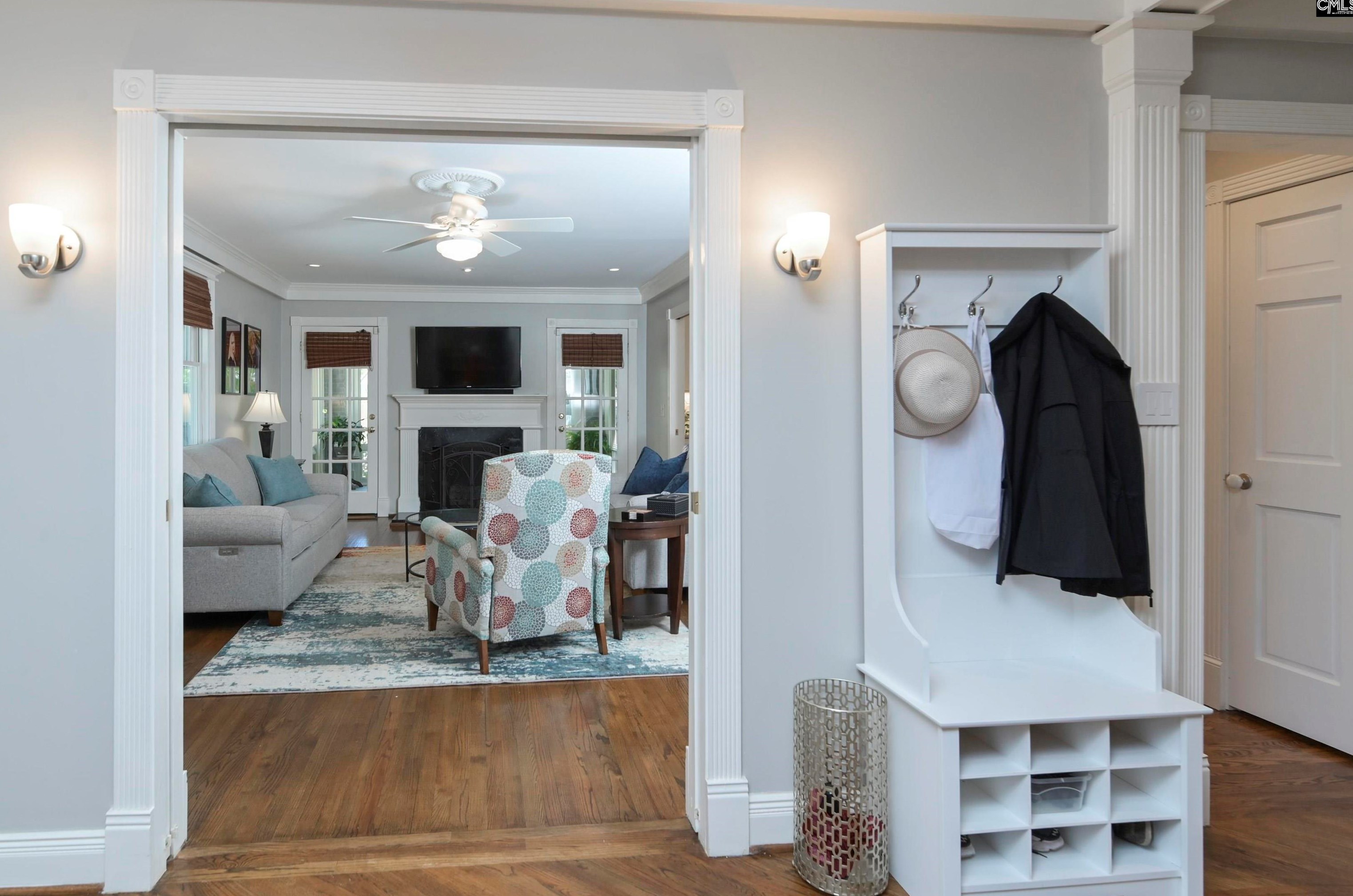 2714 Kiawah Ave, Columbia SC 29205-3168 exterior