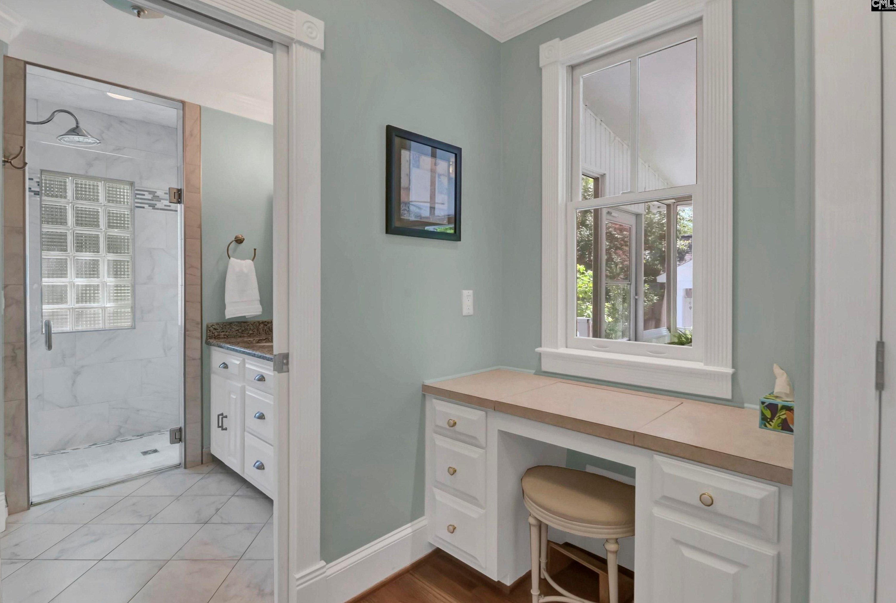 2714 Kiawah Ave, Columbia SC 29205-3168 exterior