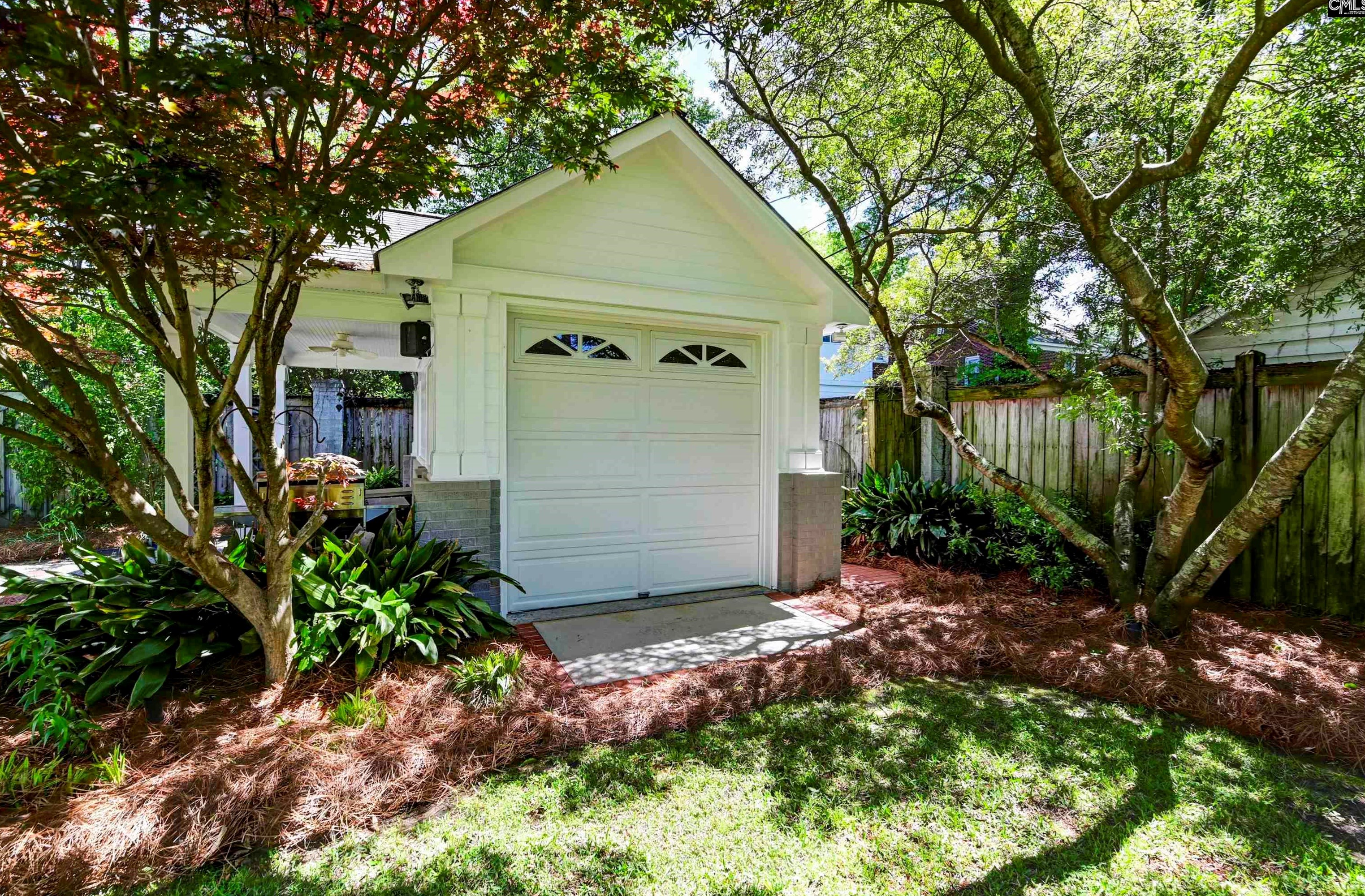 2714 Kiawah Ave, Columbia SC 29205-3168 exterior