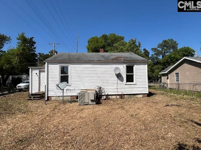 1817 English Ave, Columbia SC 29204-1452 exterior