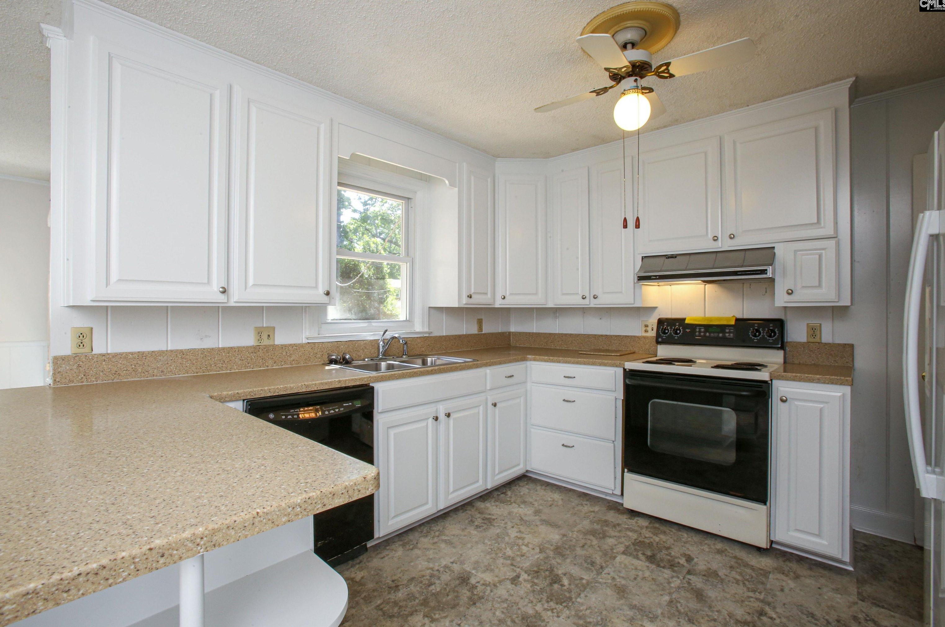 1612 Morninghill Dr, Columbia SC 29210-6922 exterior