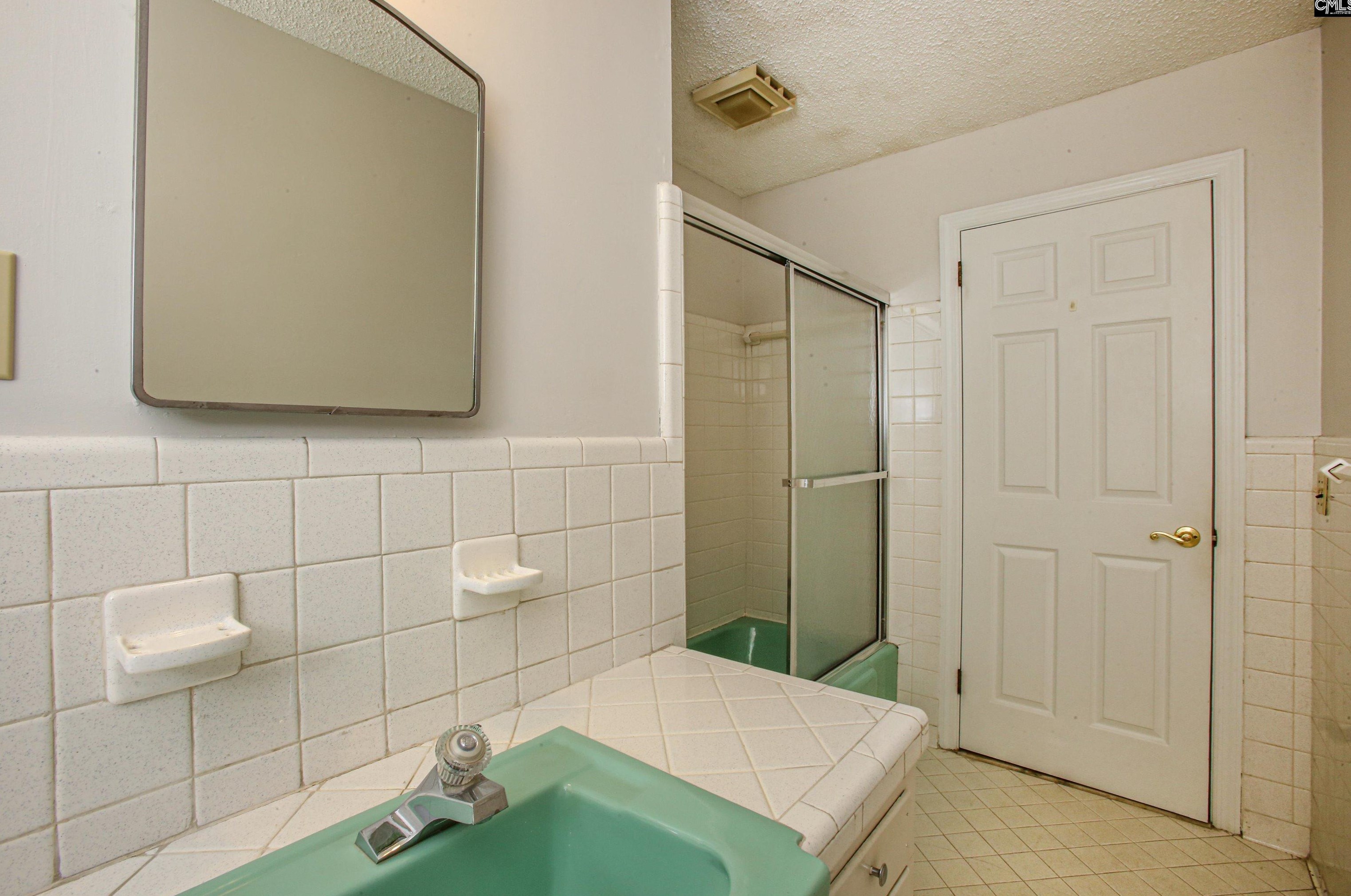 1612 Morninghill Dr, Columbia SC 29210-6922 exterior