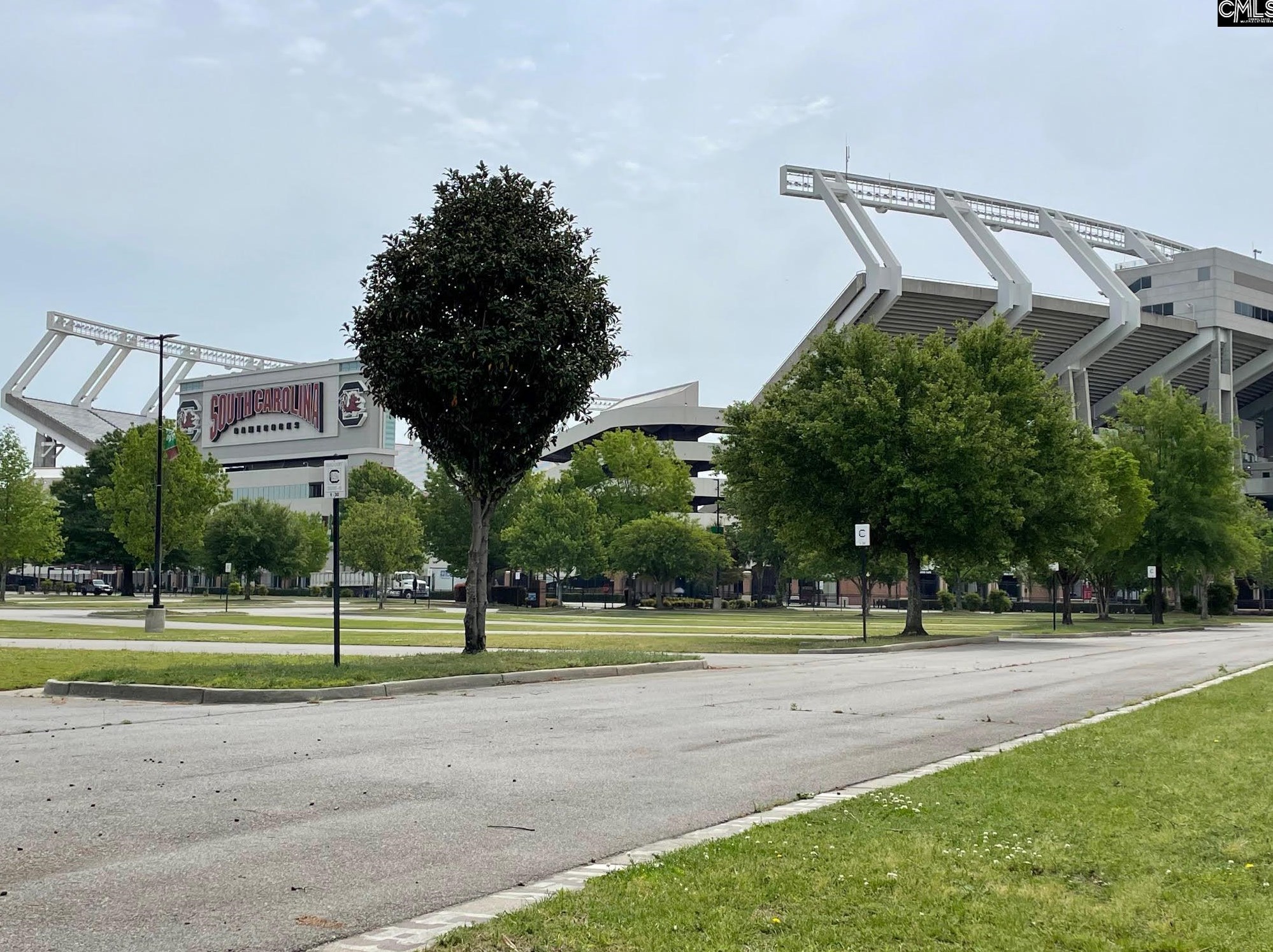1085 Shop Rd, Columbia SC 29201-4769 exterior