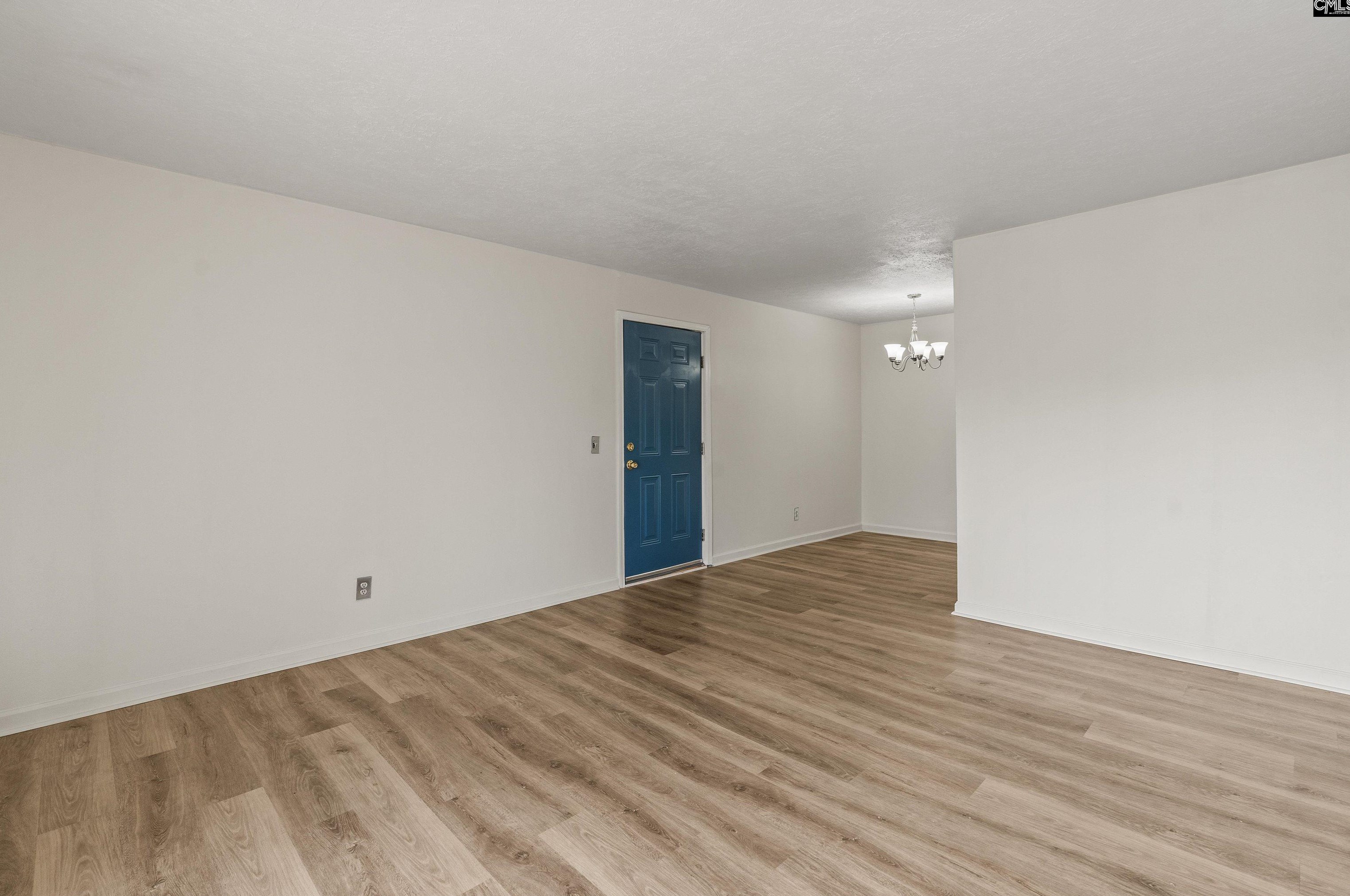 1322 Old Mnr Rd, Columbia SC 29210-6523 exterior