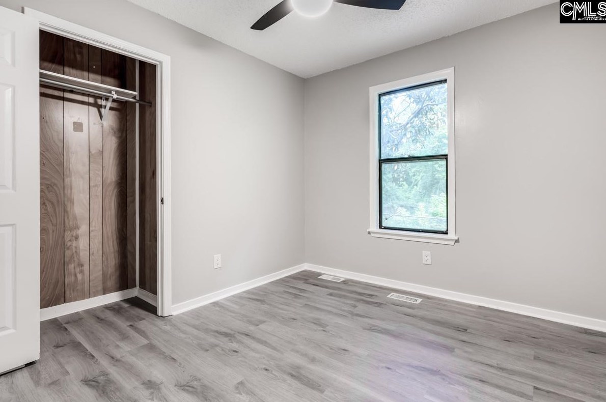 36 Canterbury Ct, Columbia SC 29210-6834 exterior