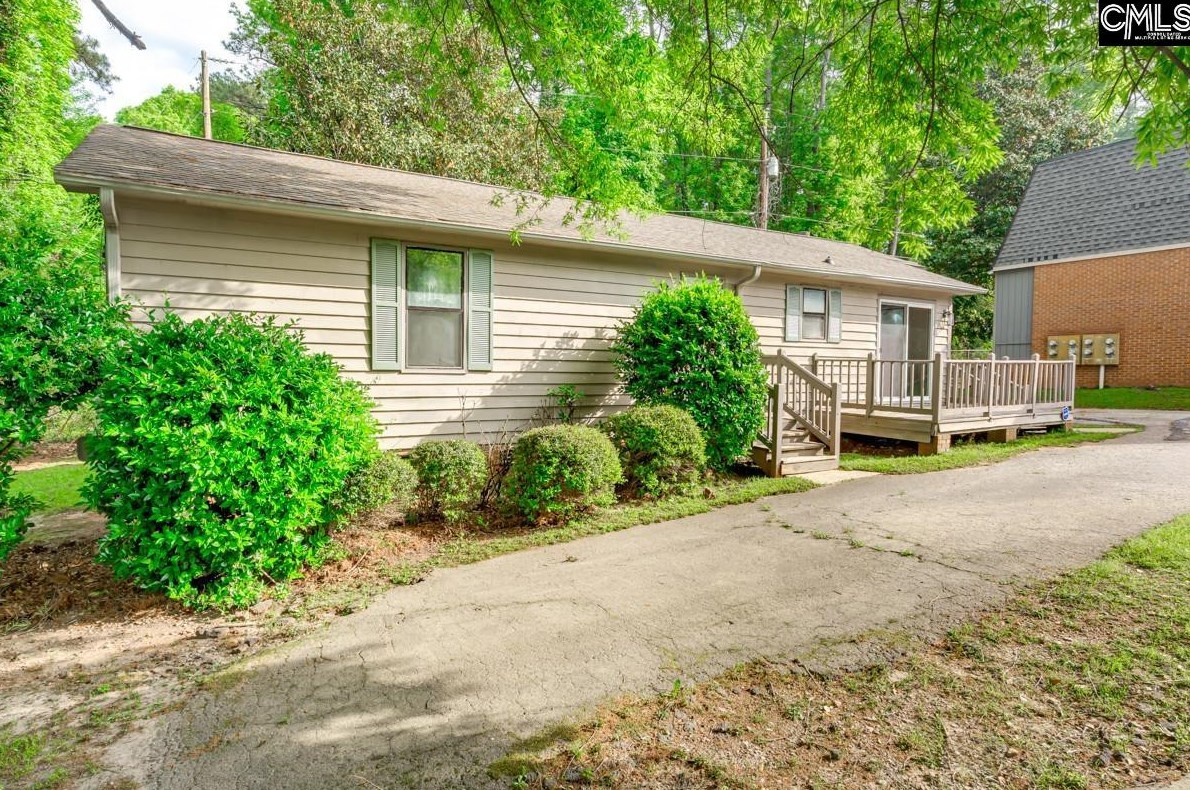 36 Canterbury Ct, Columbia SC 29210-6834 exterior