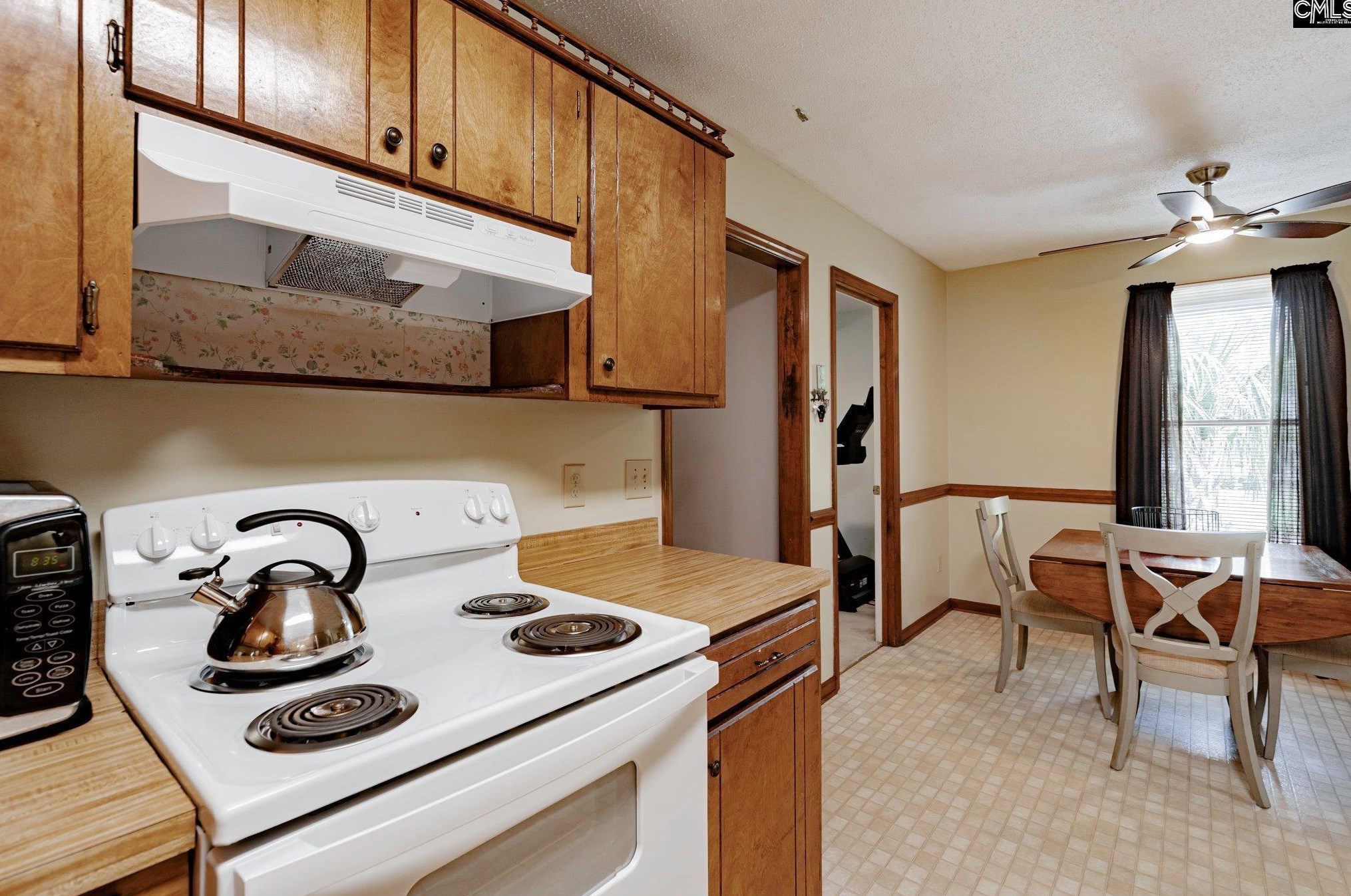 104 Tallwood St, Elgin SC  29045-8765 exterior